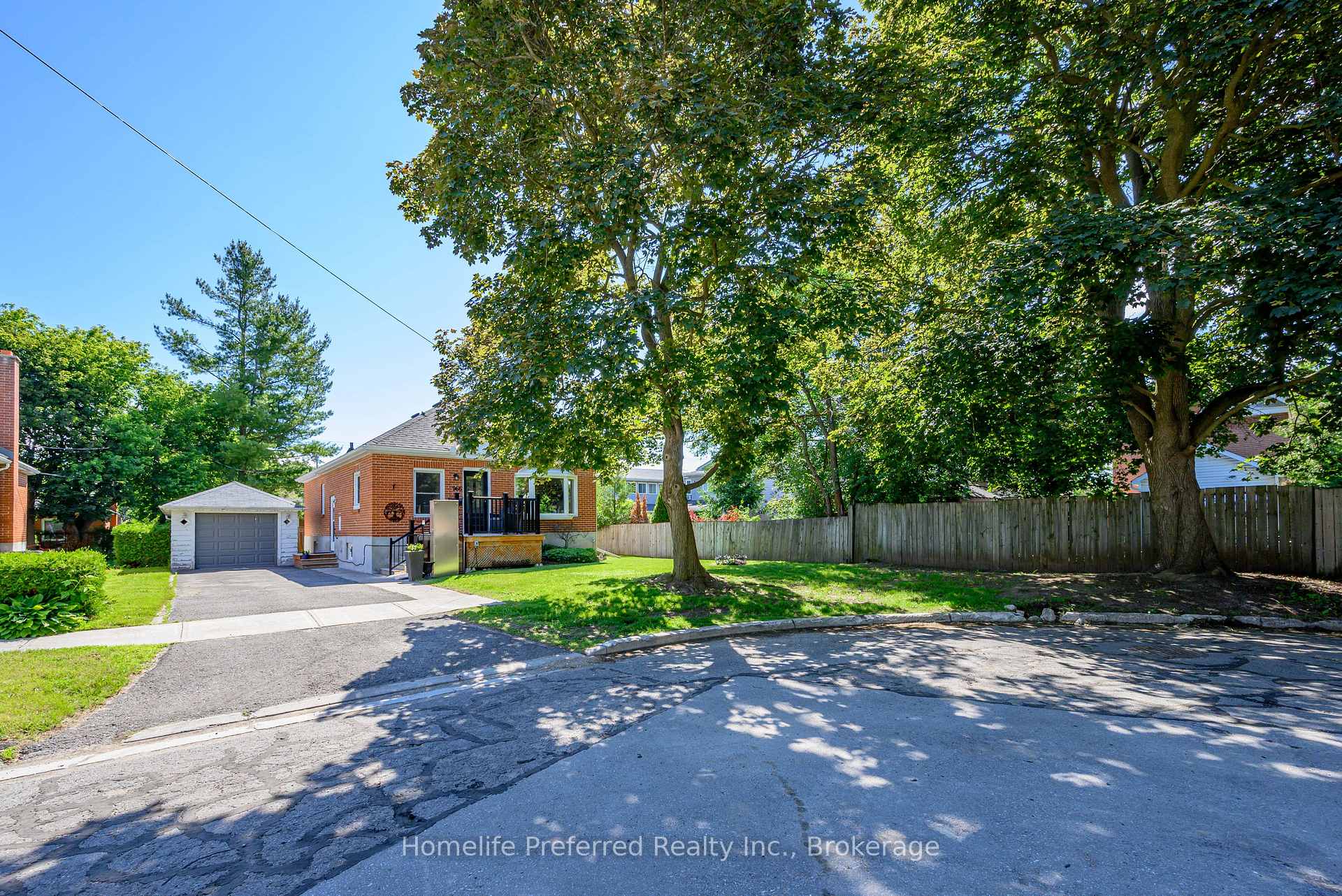 966 Noble Place, Peterborough, ON K9J 5P6