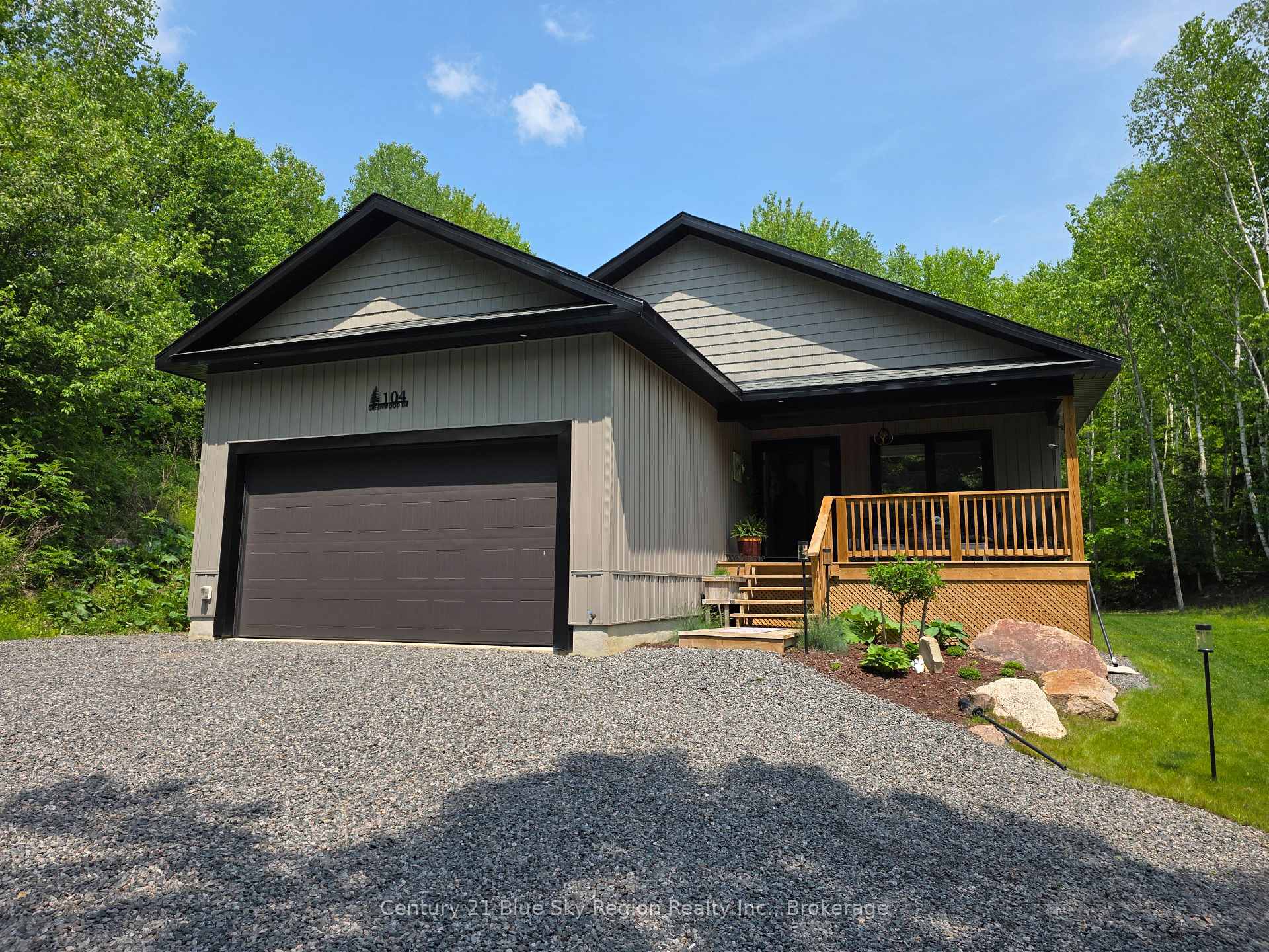 104 GREENWOOD Drive, Bonfield, ON P0H 1E0