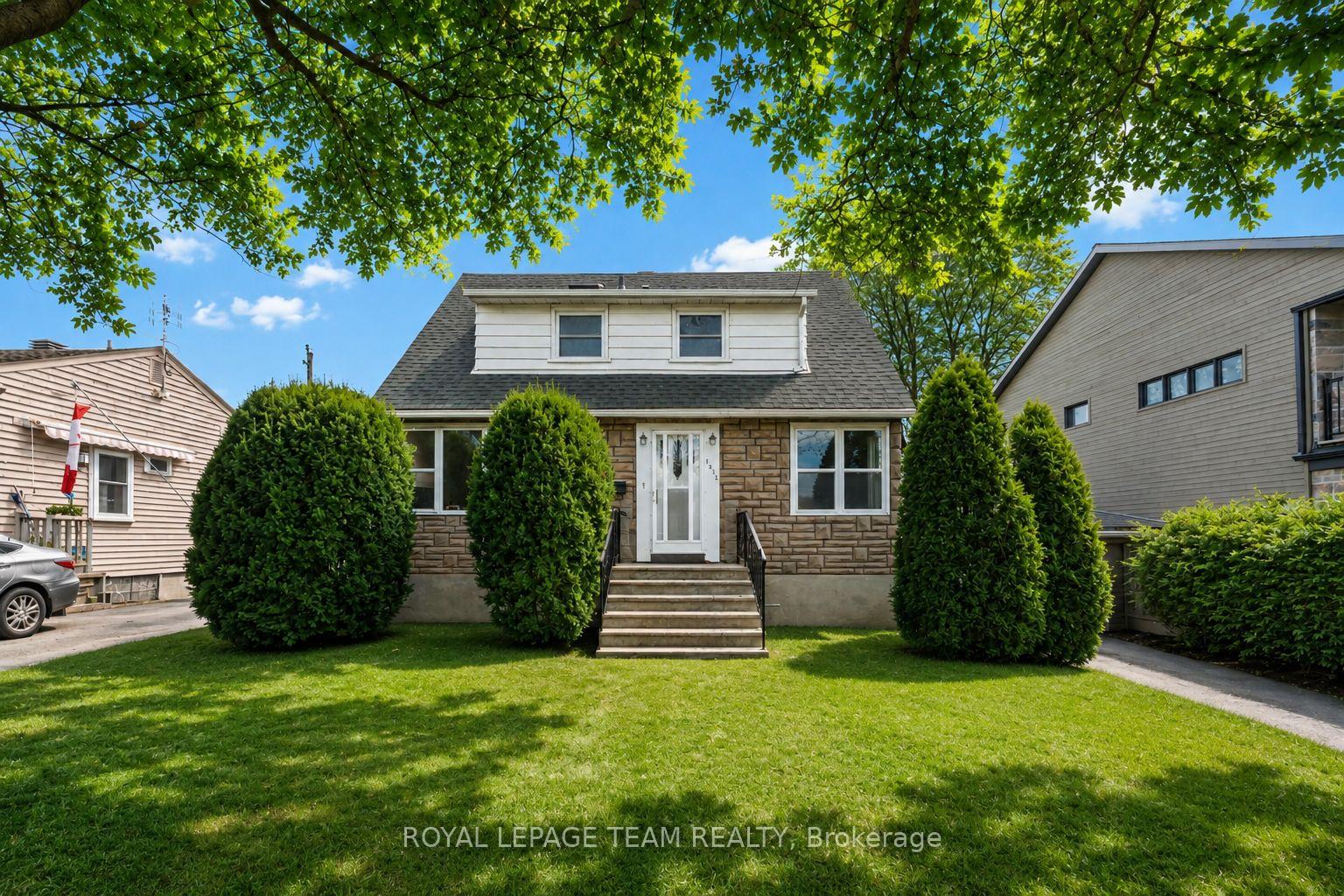 1272 Livingstone Avenue, Alta Vista and Area, ON K1H 7P8