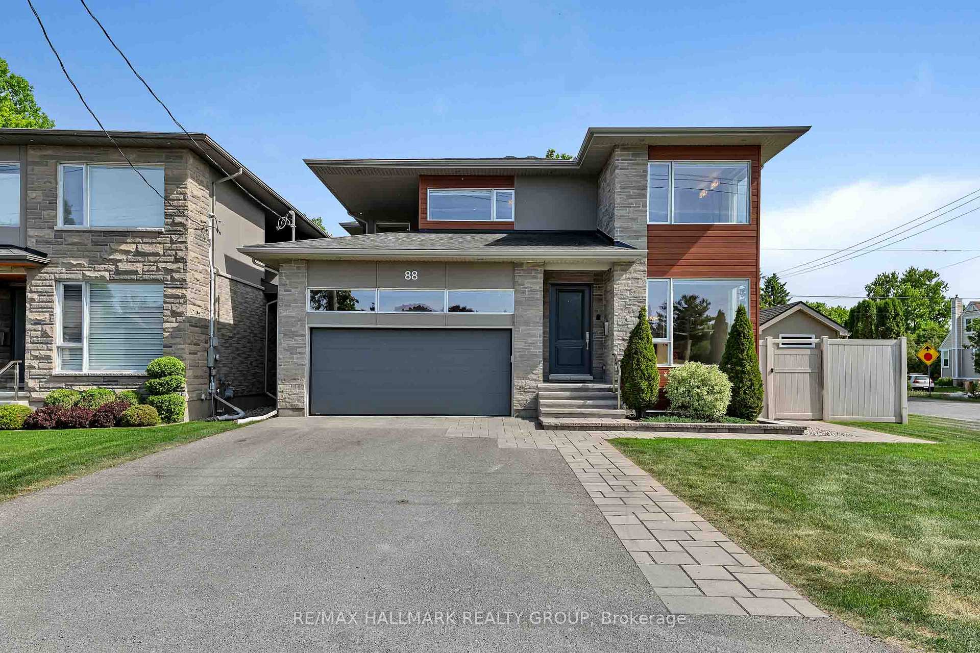 88 Withrow Avenue, Meadowlands - Crestview and Area, ON K2G 2J3