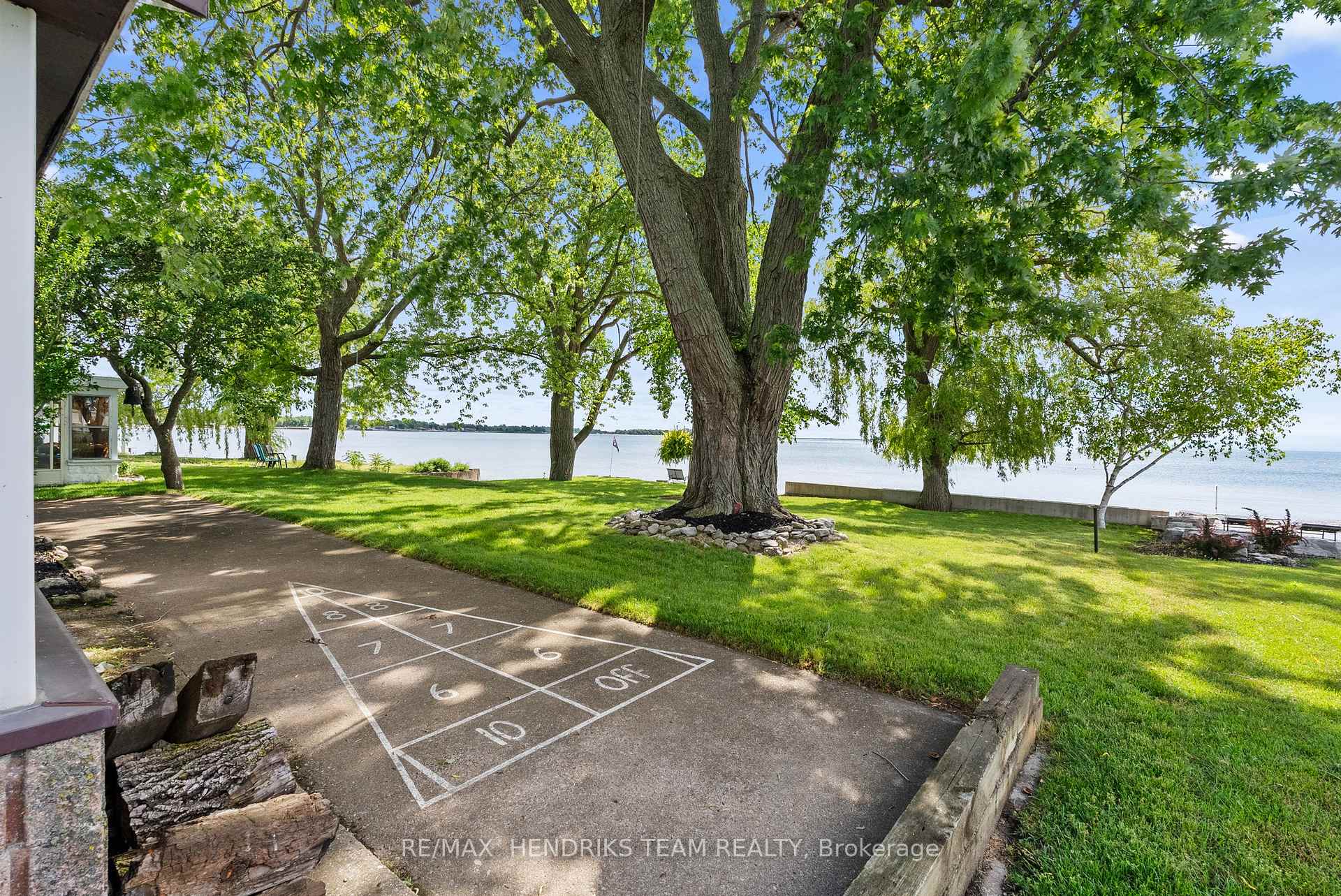 11273 Harbourview Road, Wainfleet, ON L3K 5V4
