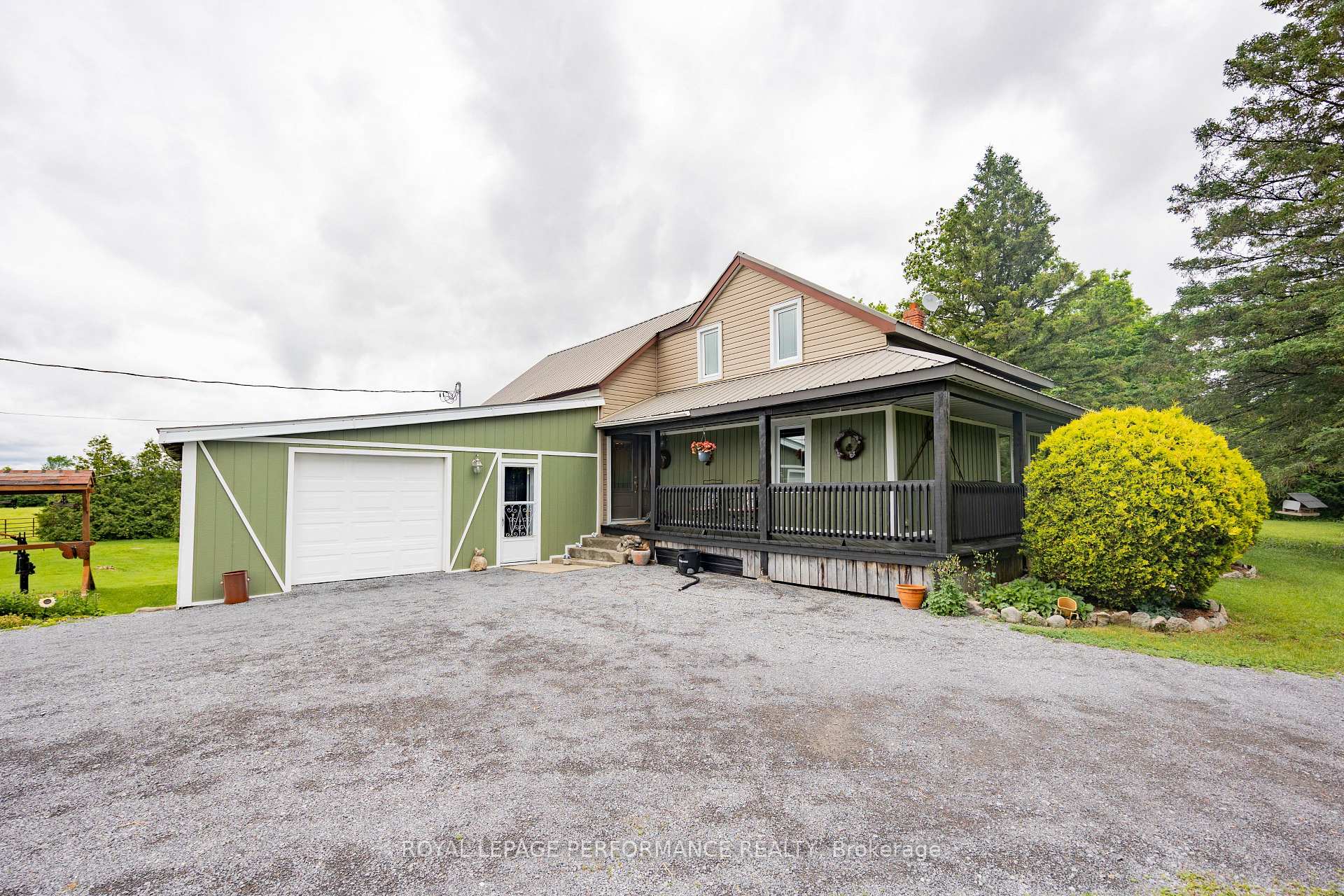 20195 Kenyon Conc Rd 1 Road, North Glengarry, ON K0C 1A0
