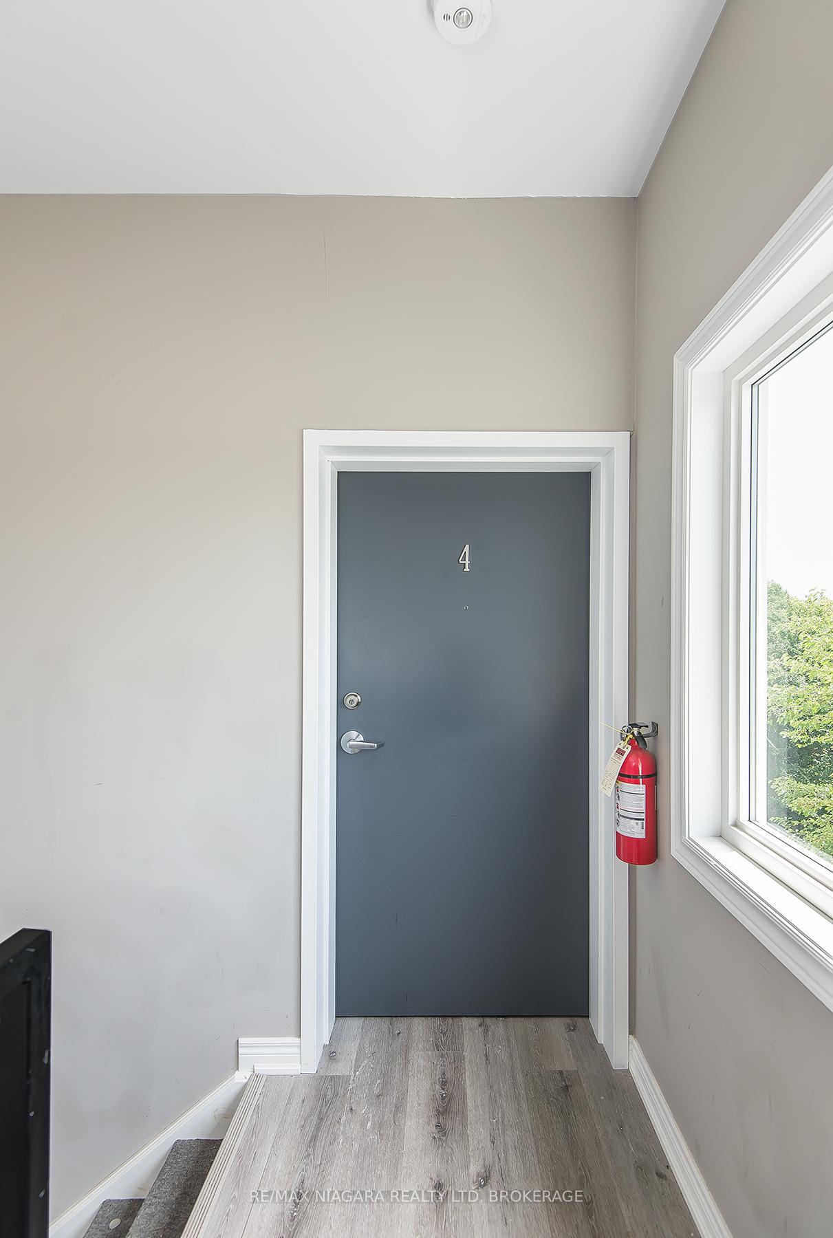 29 Afton Avenue, Welland, ON L3B 1V6