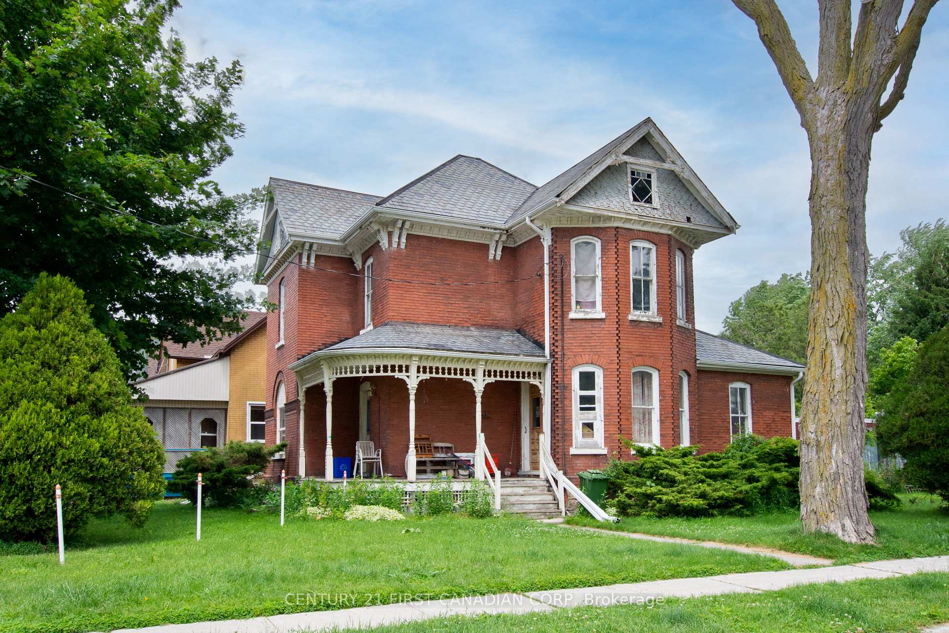 33 Horton Street, St. Thomas, ON N5P 2Y6