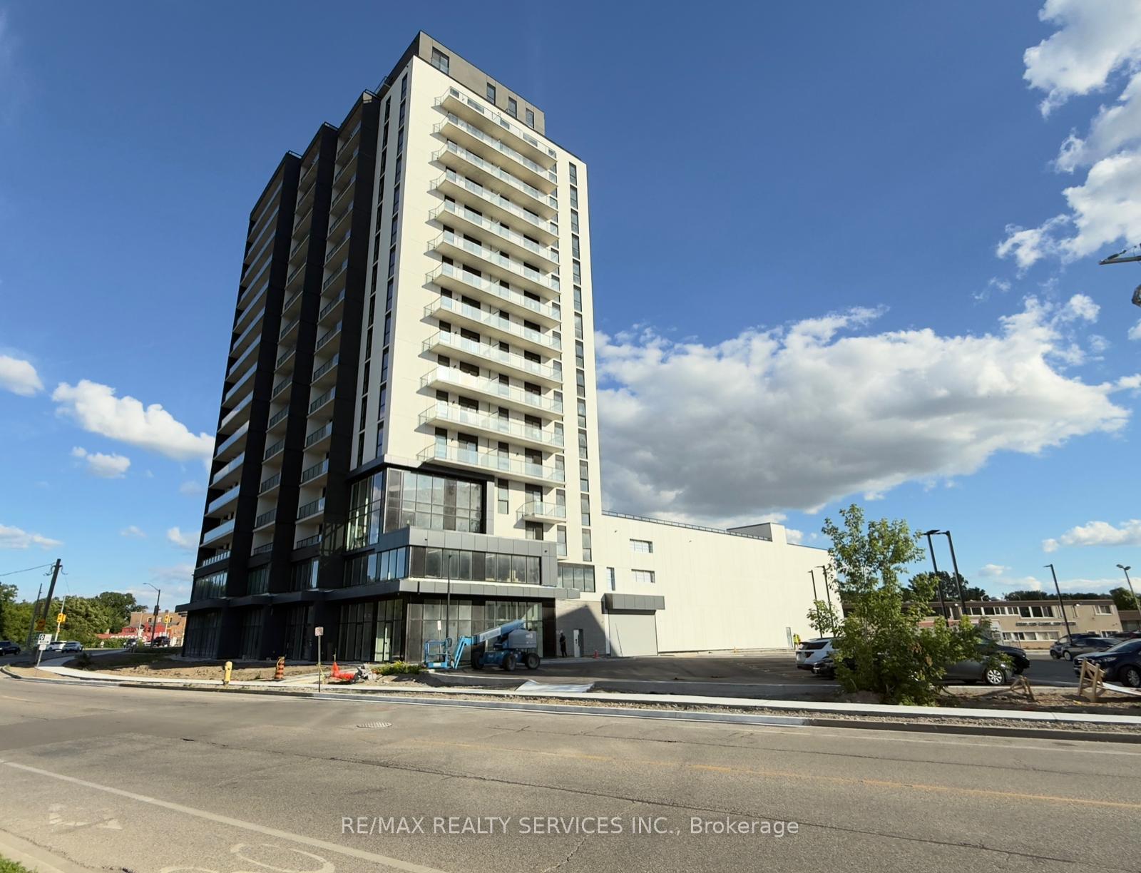 33 Erie Avenue 1403, Brantford, ON N3S 2E7