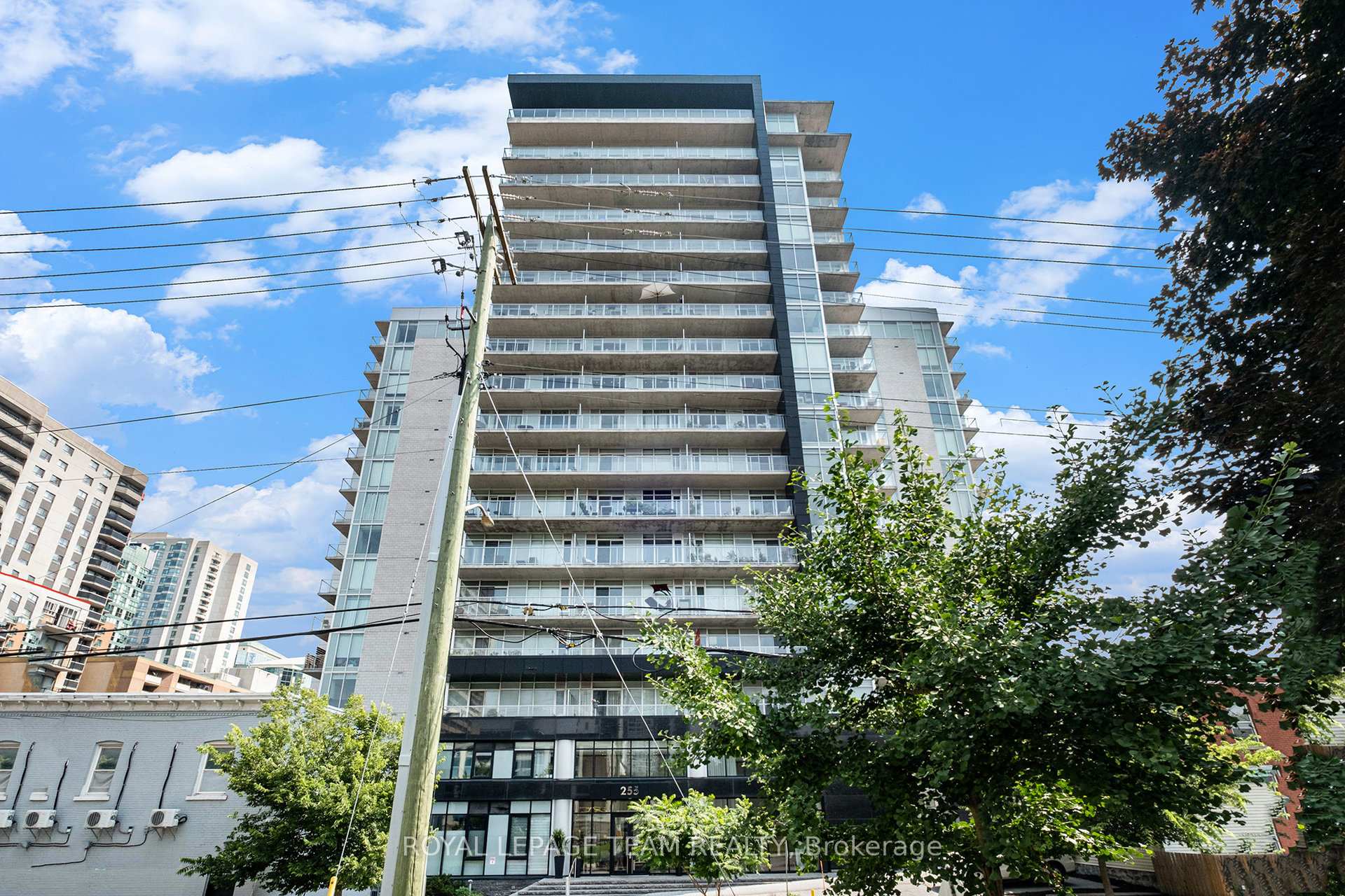 255 Bay Street 714, Ottawa Centre, ON K1R 0C5