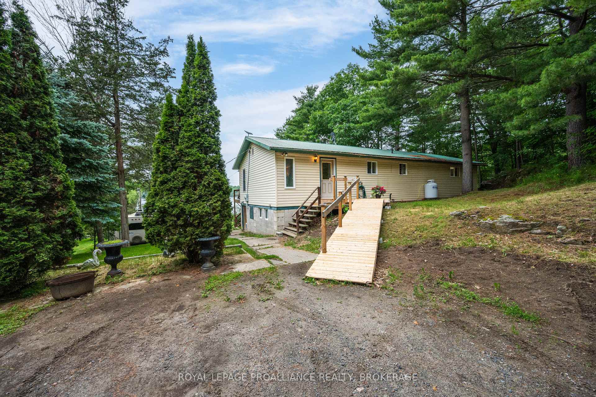 134 Black Rapids Road, Leeds and the Thousand Islands, ON K0E 1N0