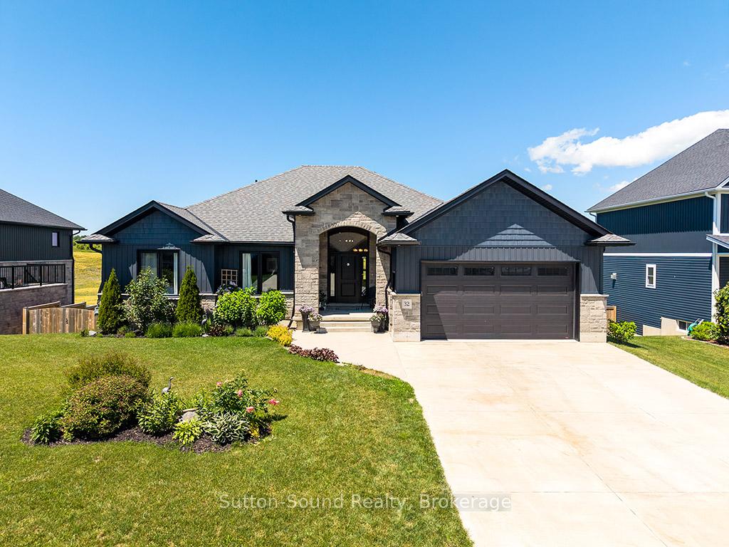 32 Chestnut Hill Crescent, Arran-Elderslie, ON N0H 2N0