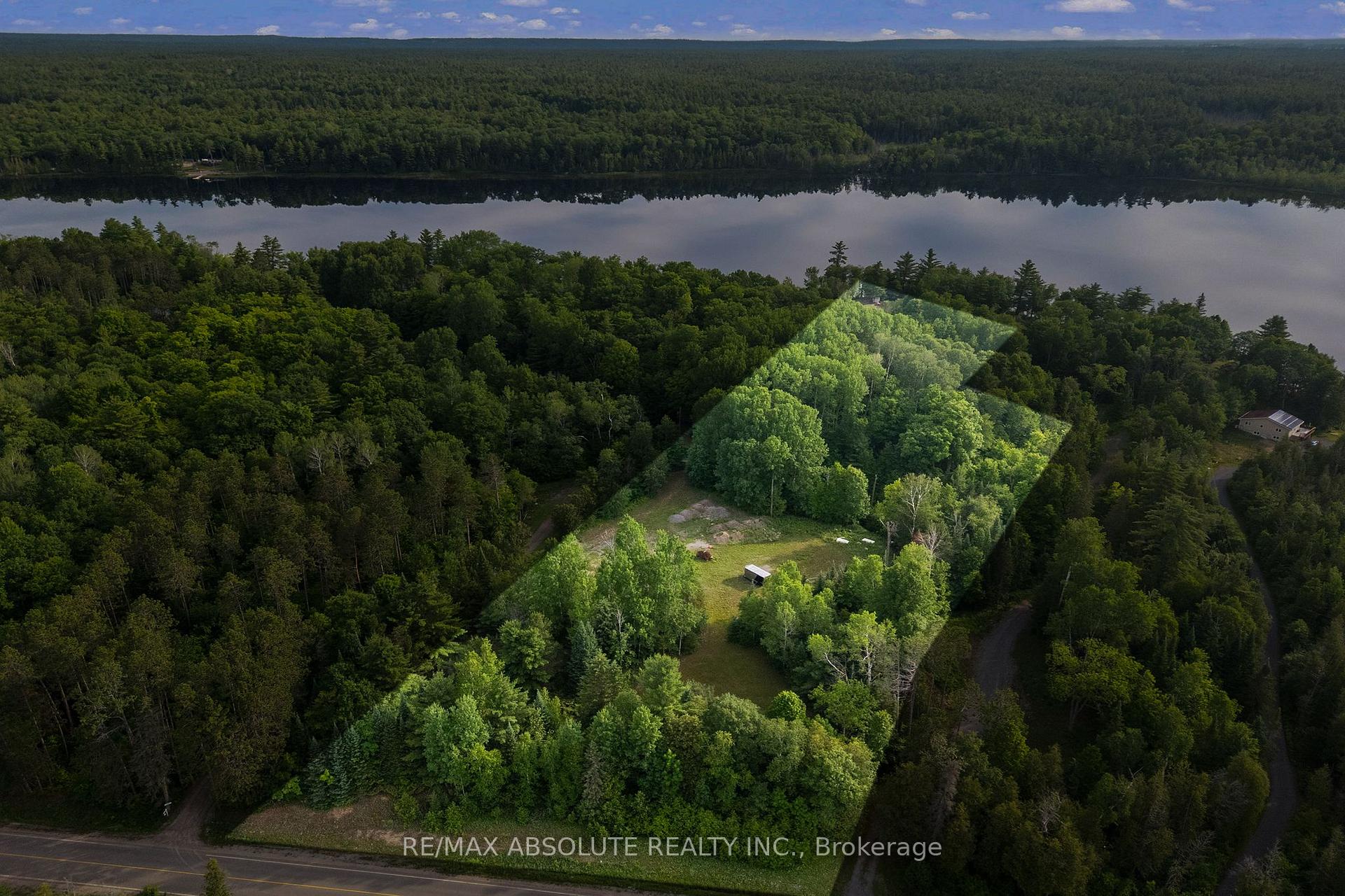 754B FERGUSON LAKE Road, Greater Madawaska, ON K7V 3Z7