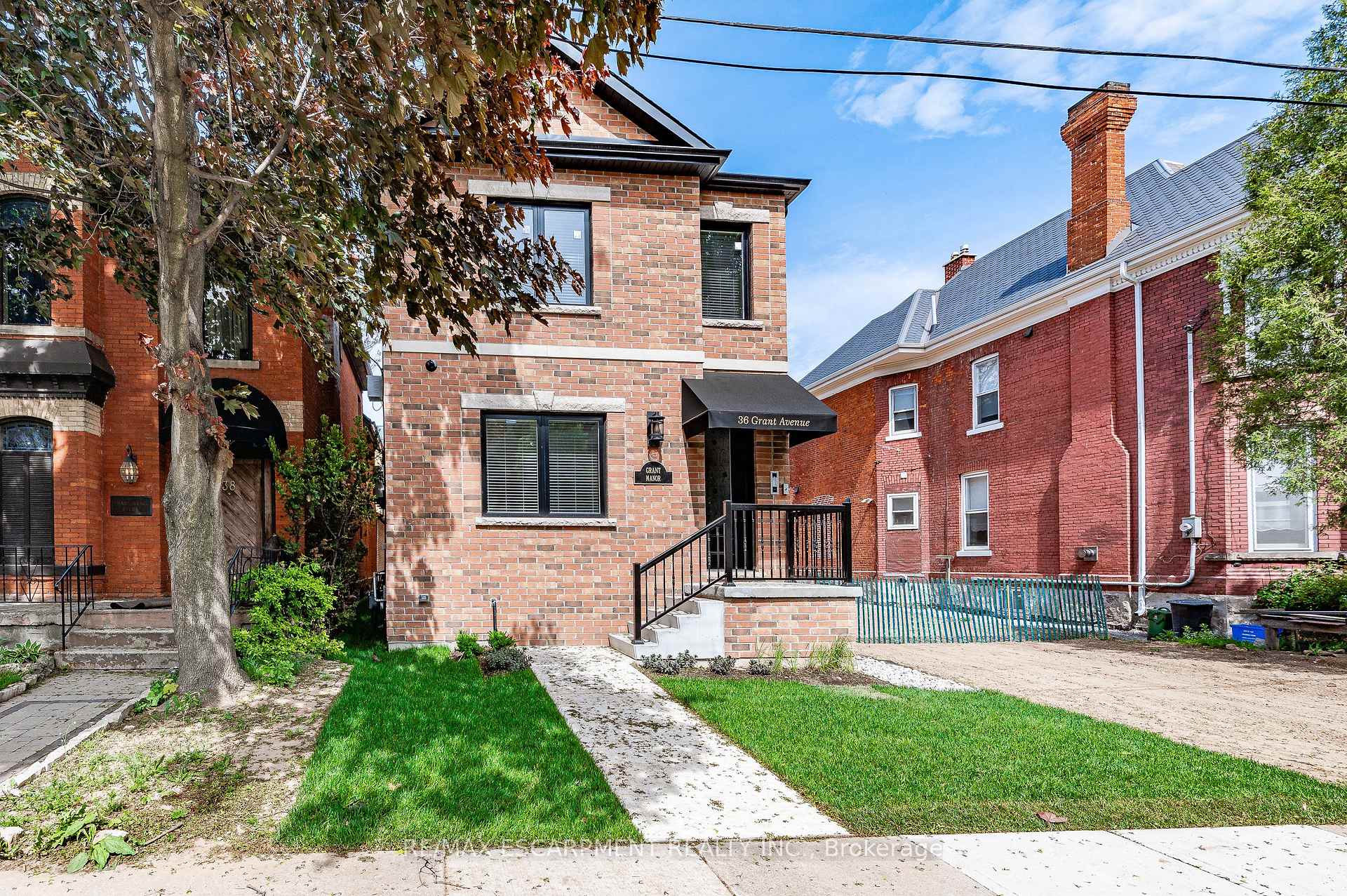 36 Grant Avenue 1A, Hamilton, ON L8N 2X5