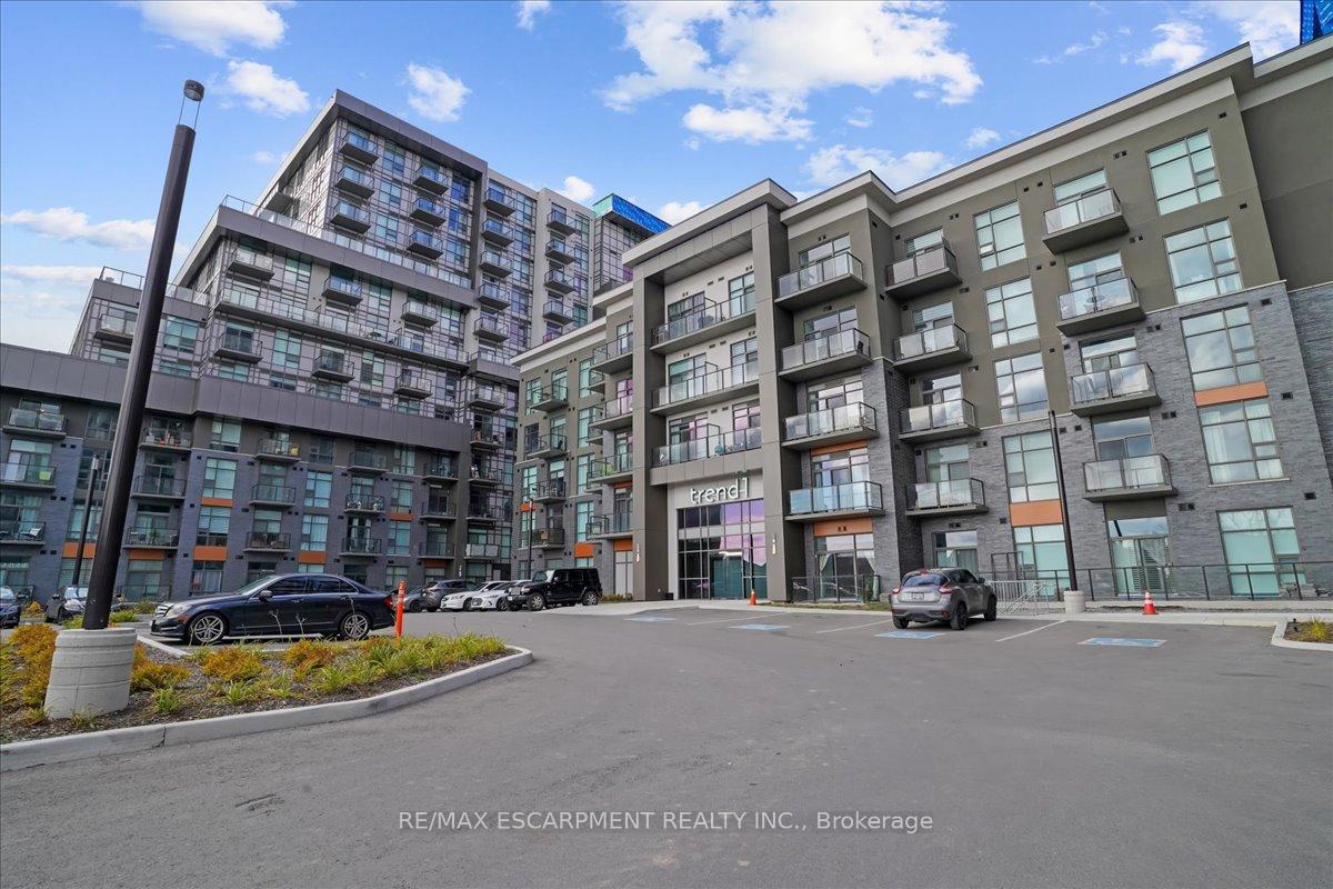 460 DUNDAS Street E 1208, Hamilton, ON L8B 2A5