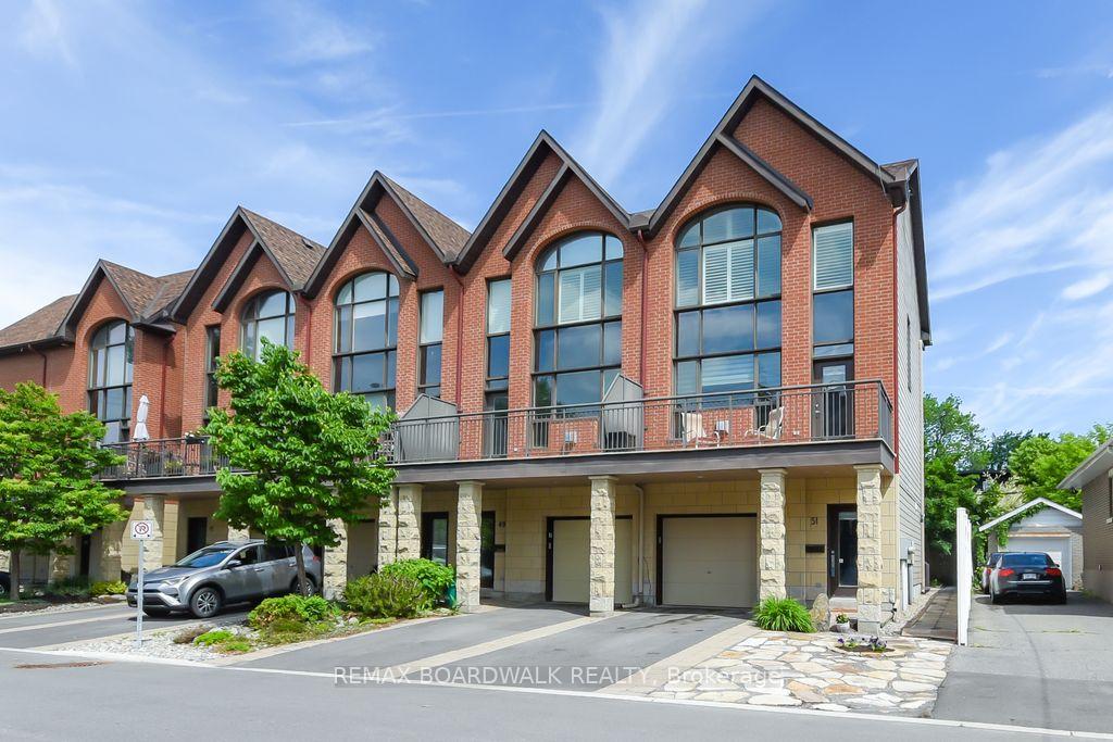 51 Drouin Avenue, Overbrook - Castleheights and Area, ON K1K 2A6