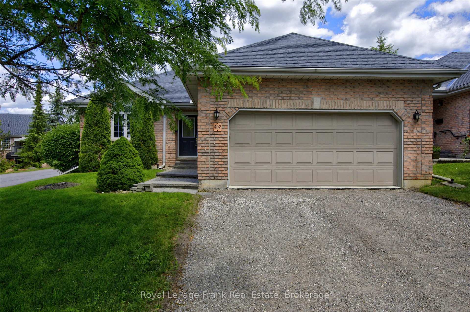 1742 Ravenwood Drive 402, Peterborough, ON K9K 2R5