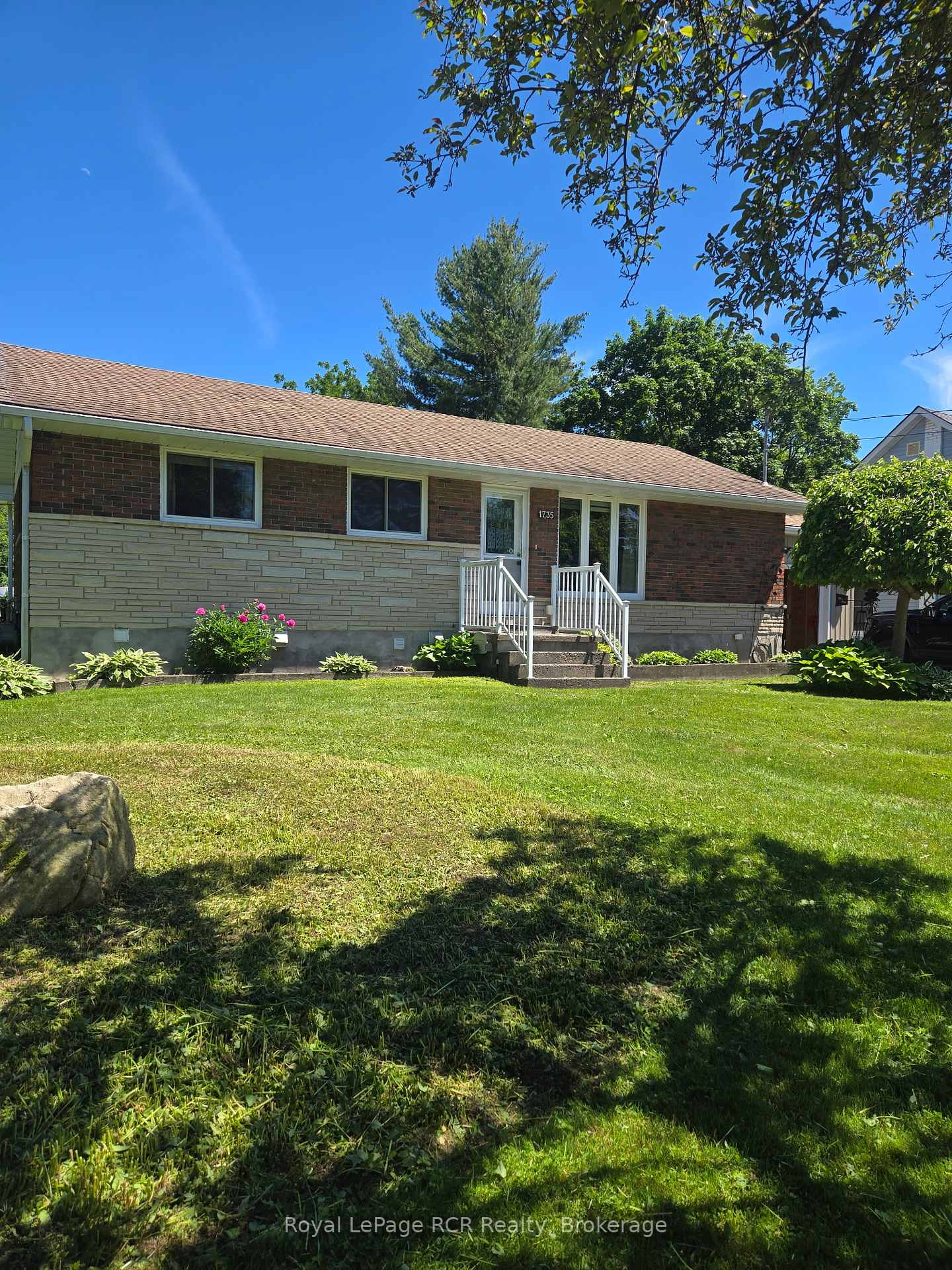1735 6th Avenue E, Owen Sound, ON N4K 2V9
