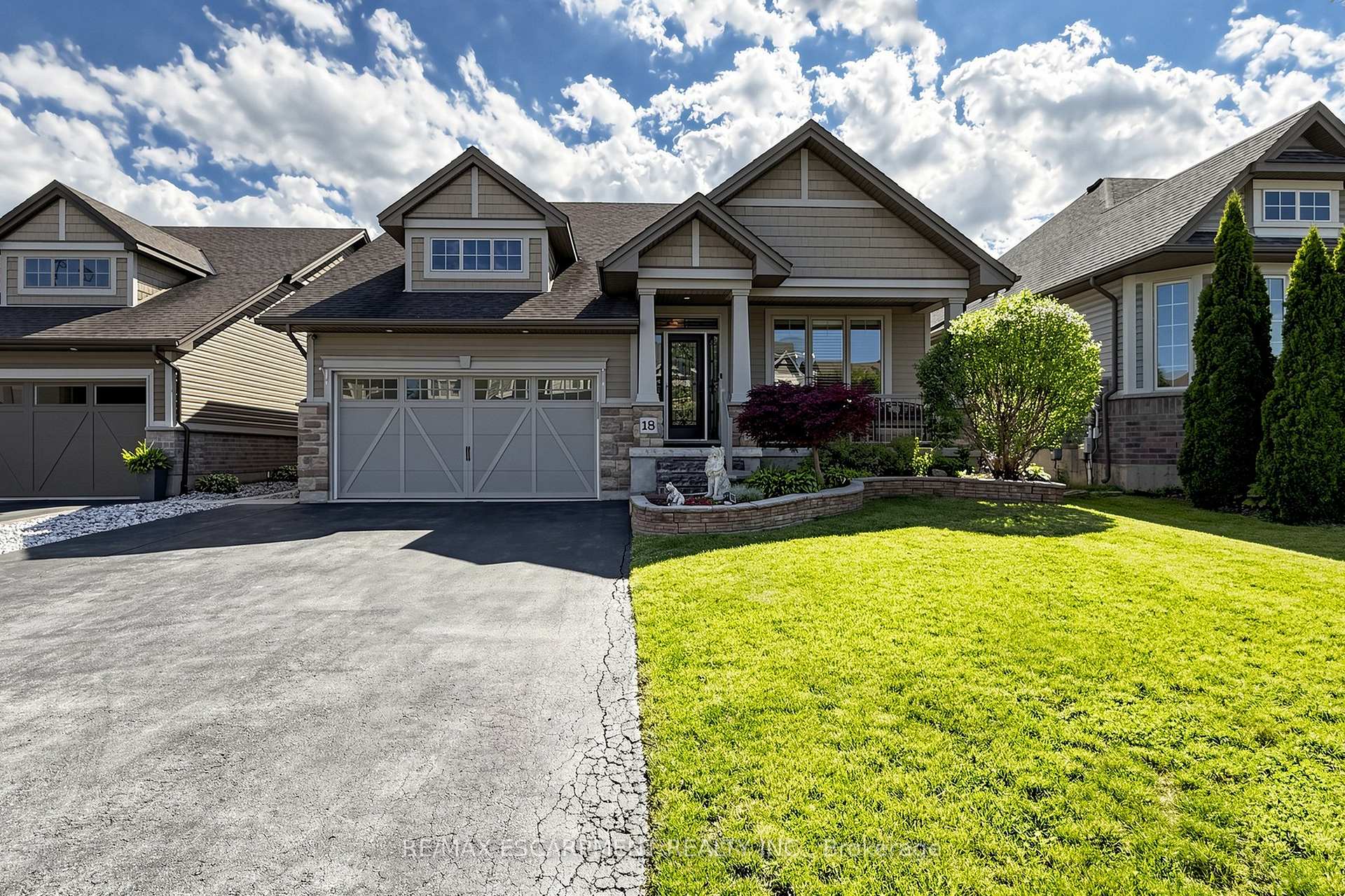 18 GATEWAY Avenue, West Lincoln, ON L0R 2A0