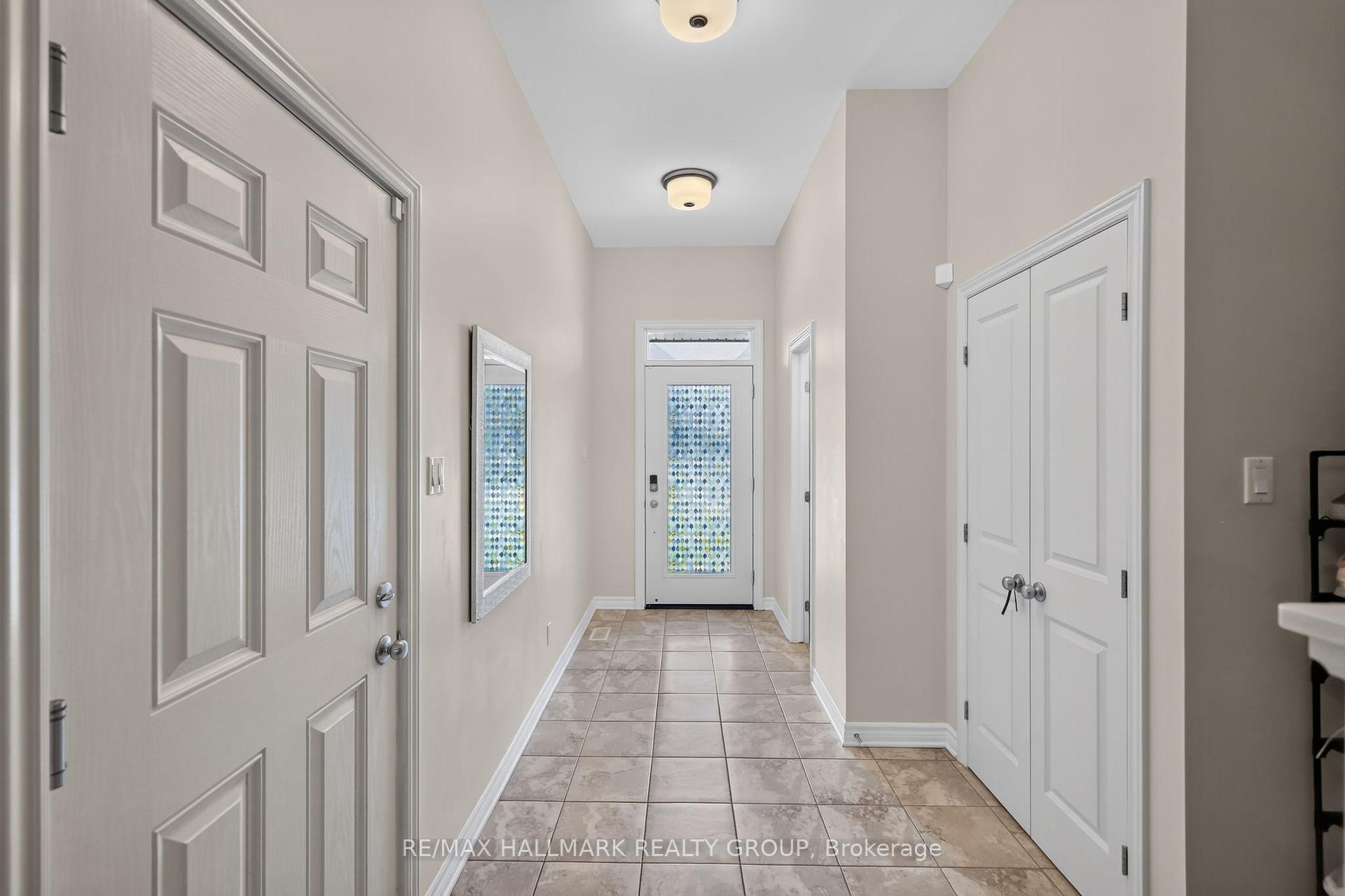 111 Eric Maloney Way, Blossom Park - Airport and Area — photo 3 of 5