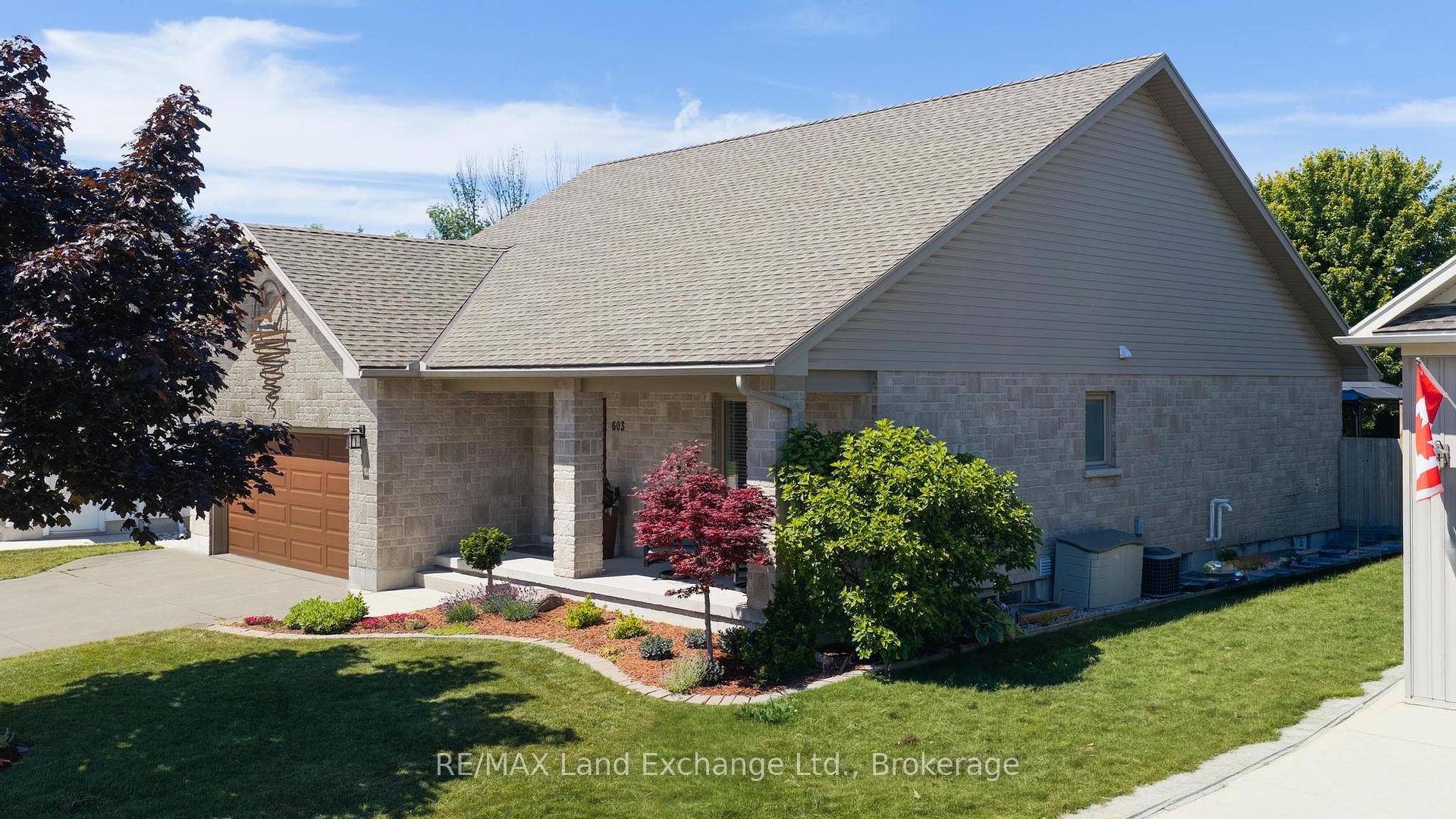 603 Troon Court, Kincardine — photo 2 of 5