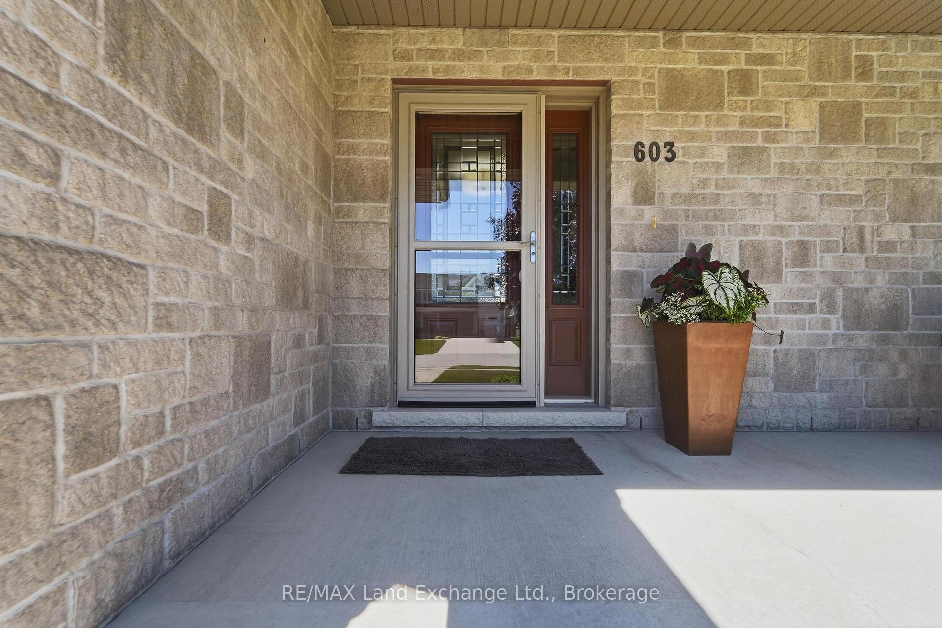 603 Troon Court, Kincardine — photo 4 of 5