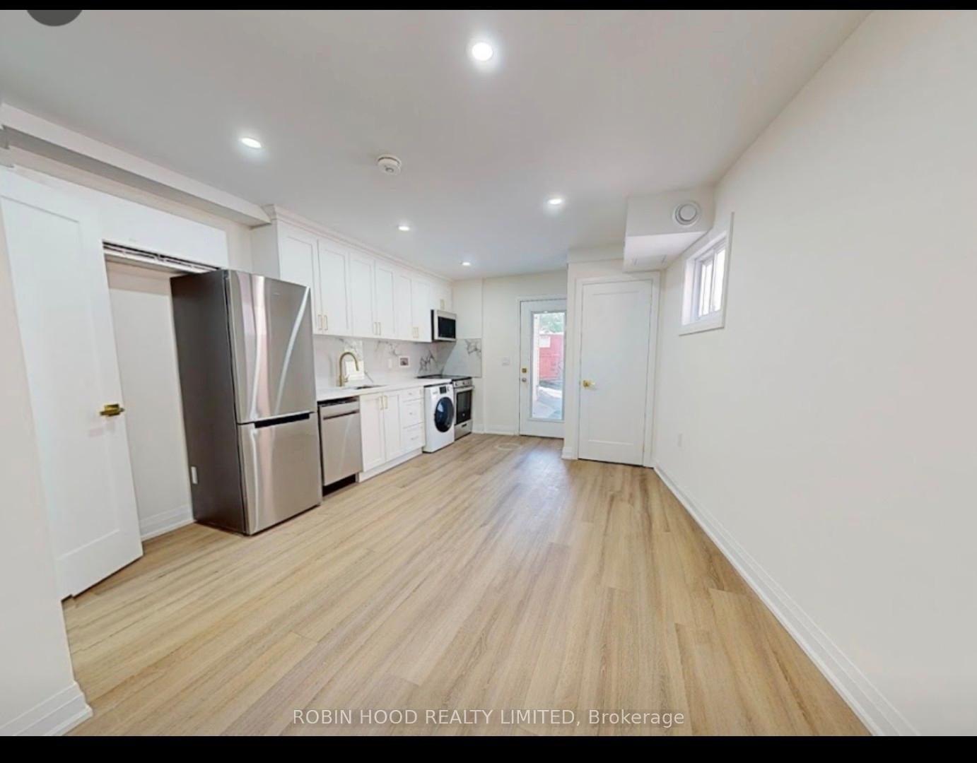 4998 King Street 14, Lincoln — photo 3 of 5
