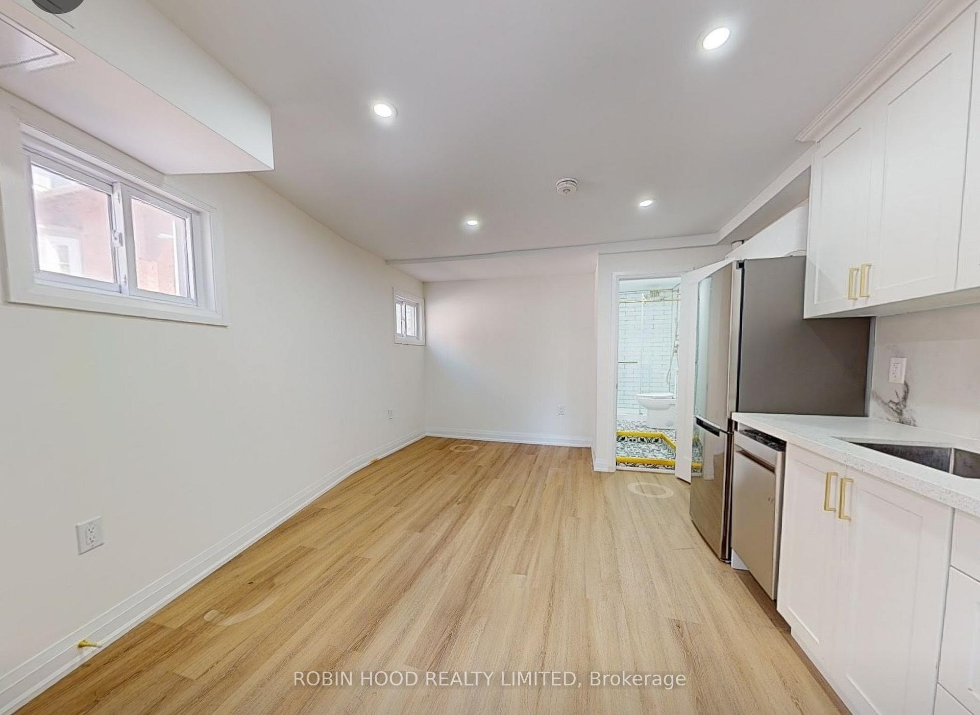 4998 King Street 14, Lincoln — photo 4 of 5
