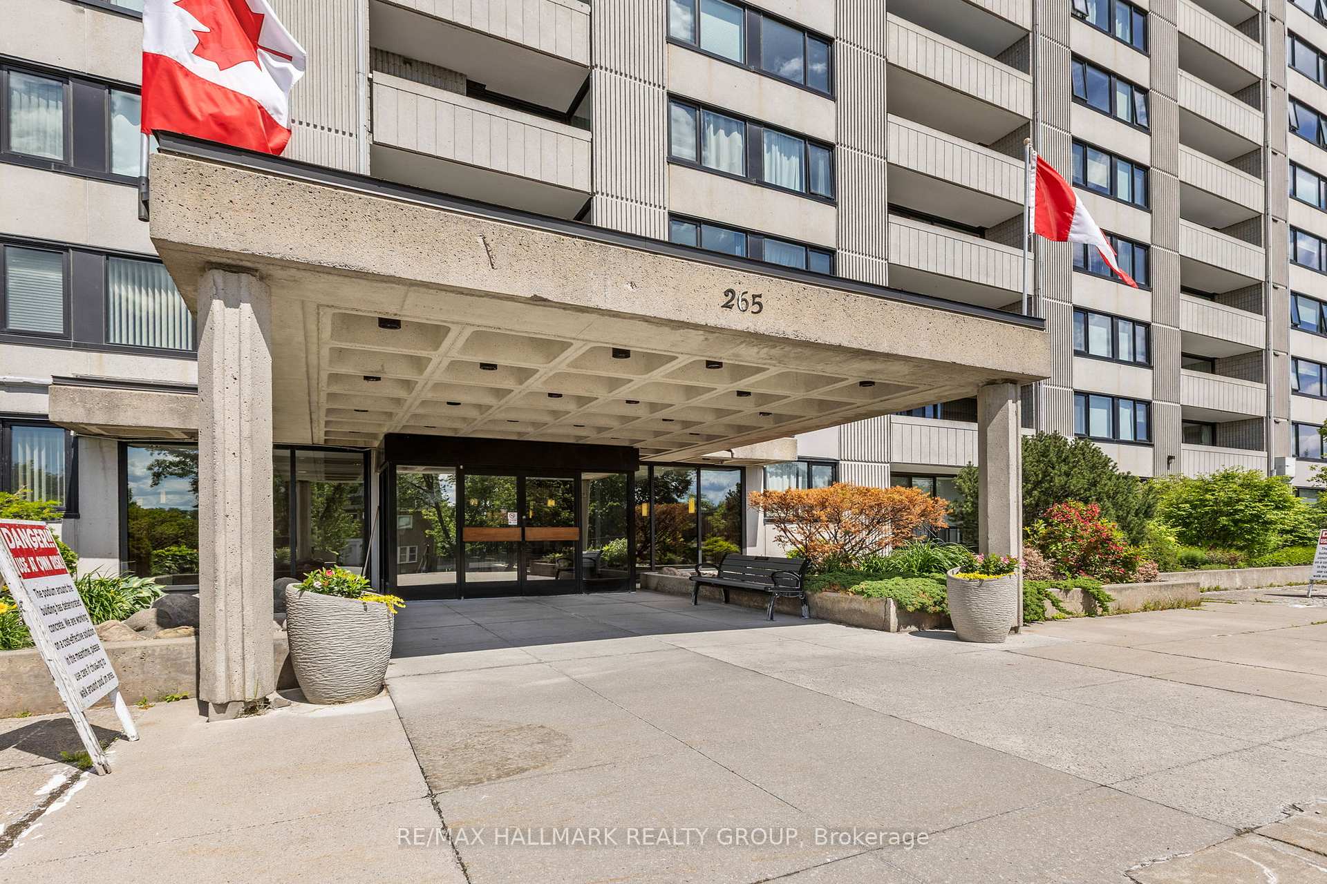 265 Poulin Avenue 805, Britannia - Lincoln Heights and Area — photo 3 of 5