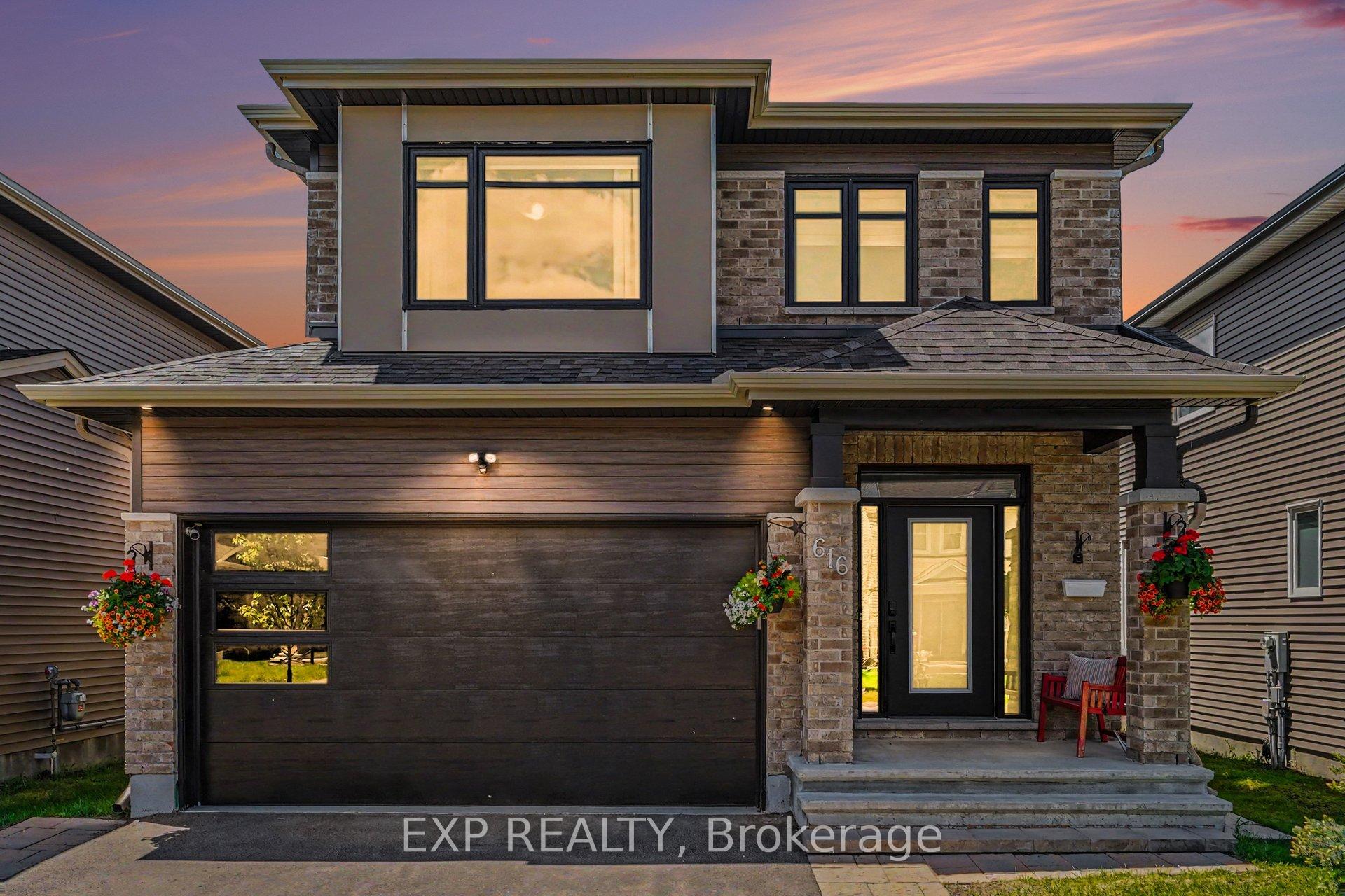 616 Moonflower Crescent, Blossom Park - Airport and Area — photo 2 of 5