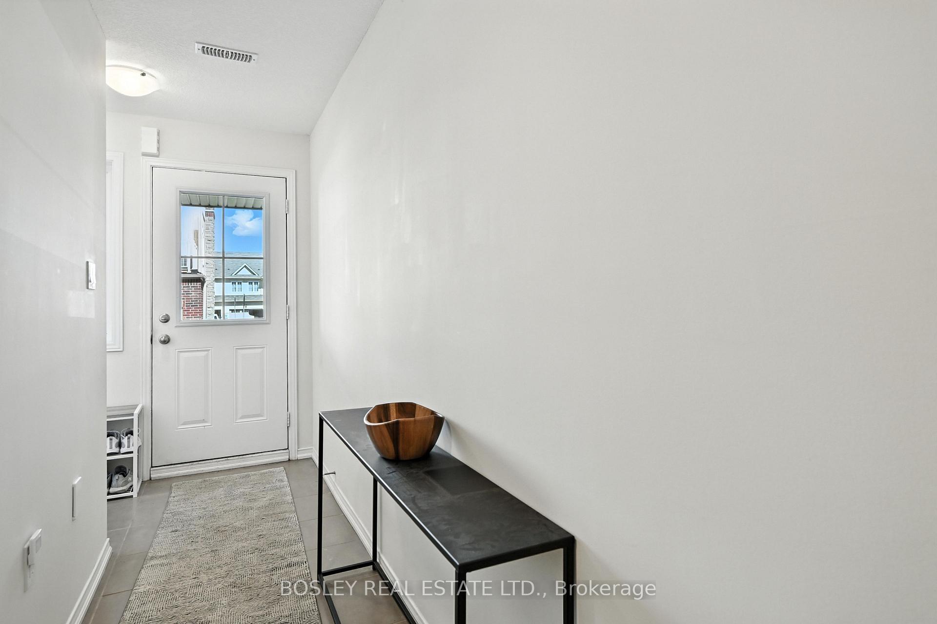 5016 Desantis Drive, Lincoln — photo 5 of 5
