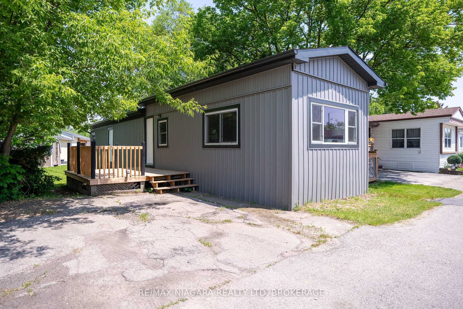 4595 Abigail Lane, Lincoln, ON L3J 0W1 — Lincoln, Ontario
