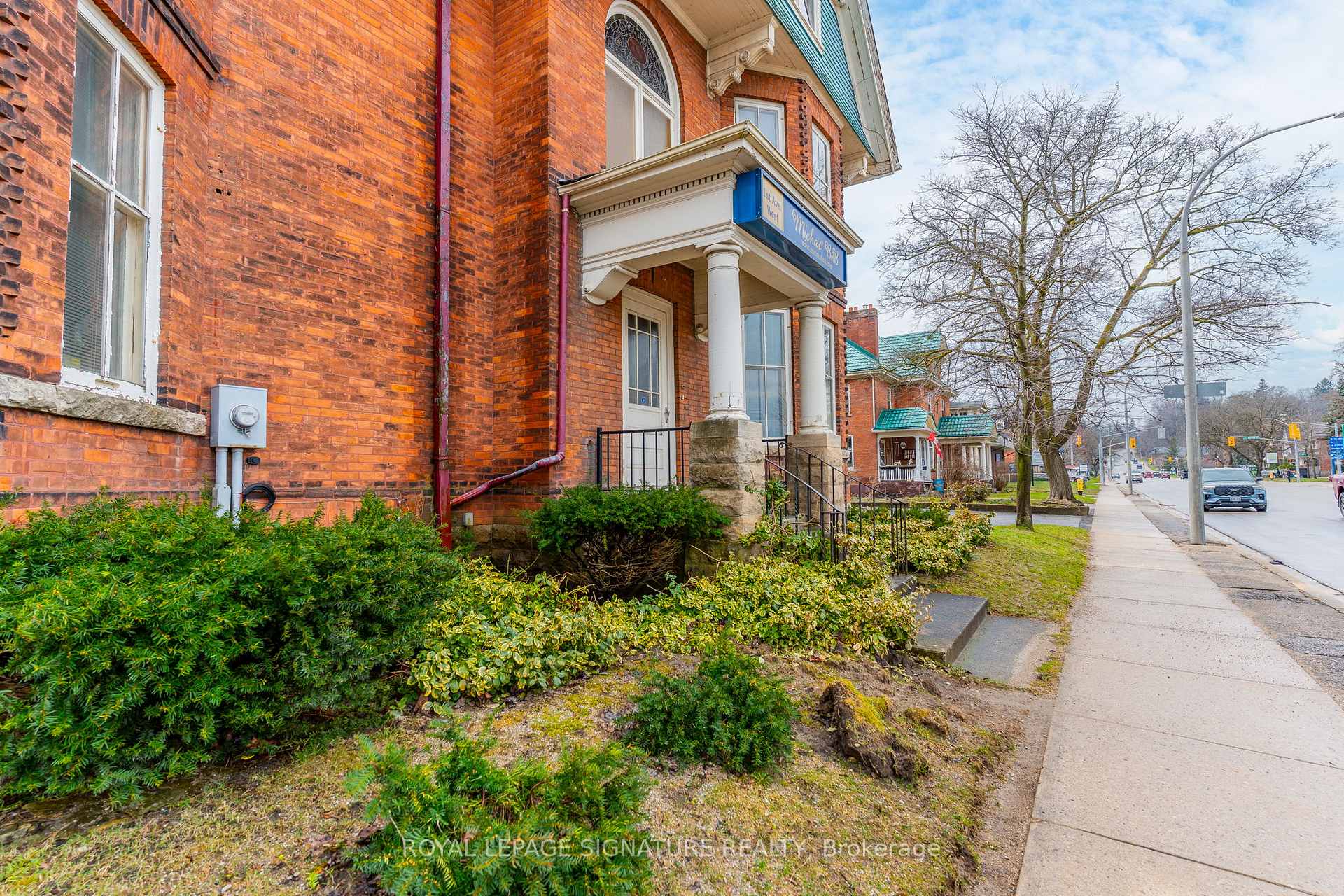 1000 1st Avenue W, Owen Sound — photo 4 of 5