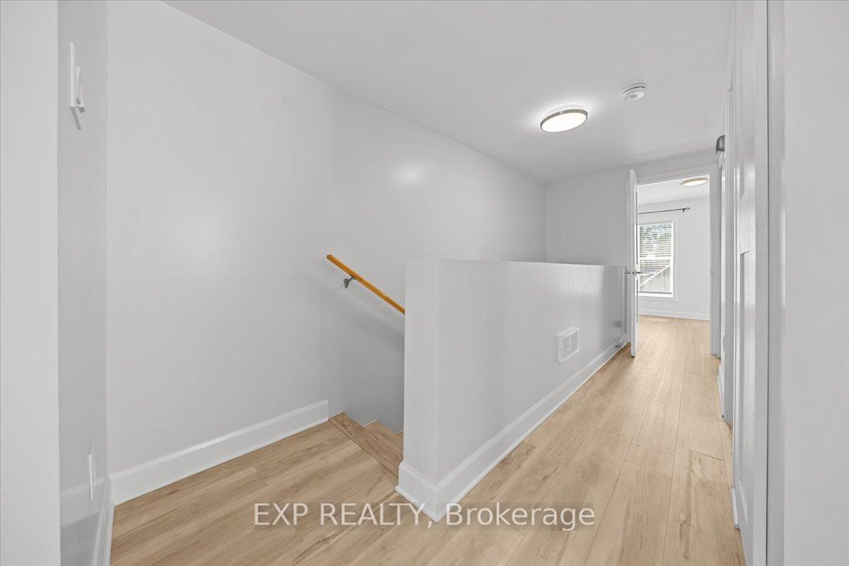 183 Britannia Road 2, Britannia - Lincoln Heights and Area — photo 3 of 5