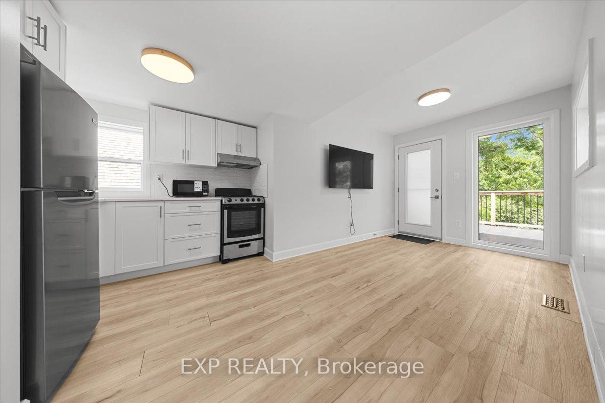 183 Britannia Road 2, Britannia - Lincoln Heights and Area — photo 4 of 5