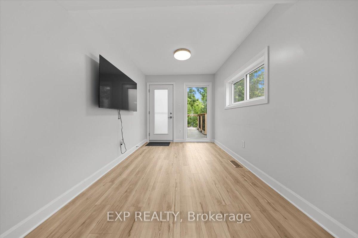 183 Britannia Road 2, Britannia - Lincoln Heights and Area — photo 5 of 5