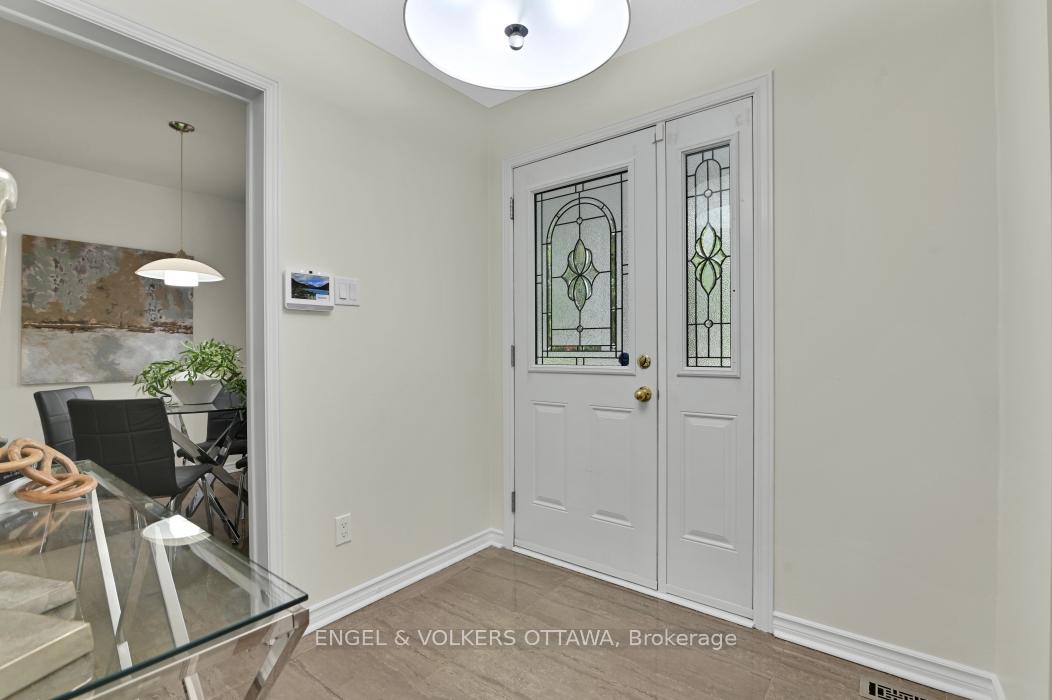 3557 Trappers Road, Blossom Park - Airport and Area — photo 4 of 5