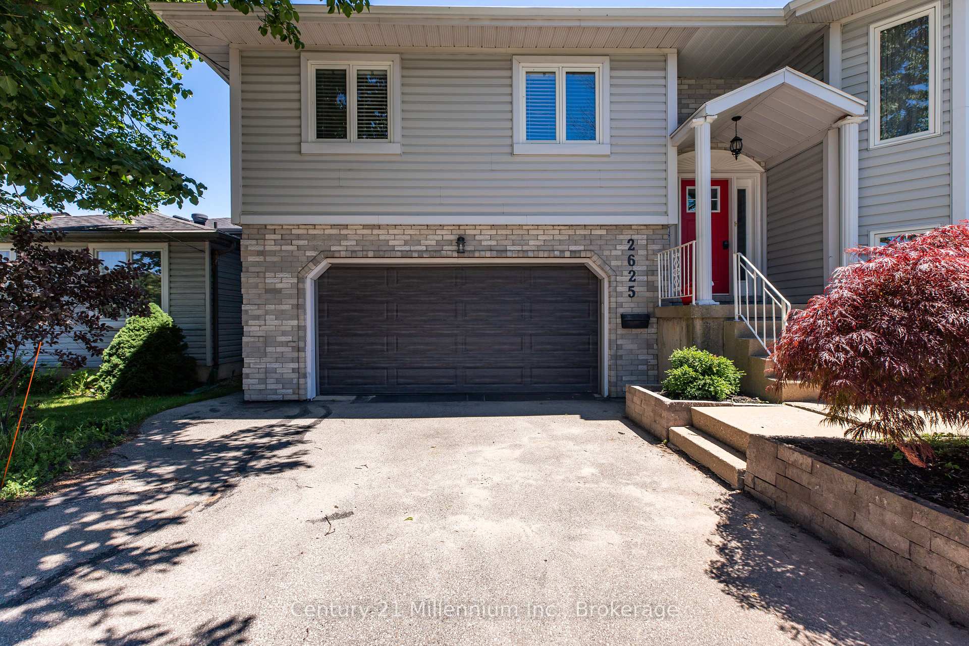 2625 9th Avenue E, Owen Sound — photo 3 of 5