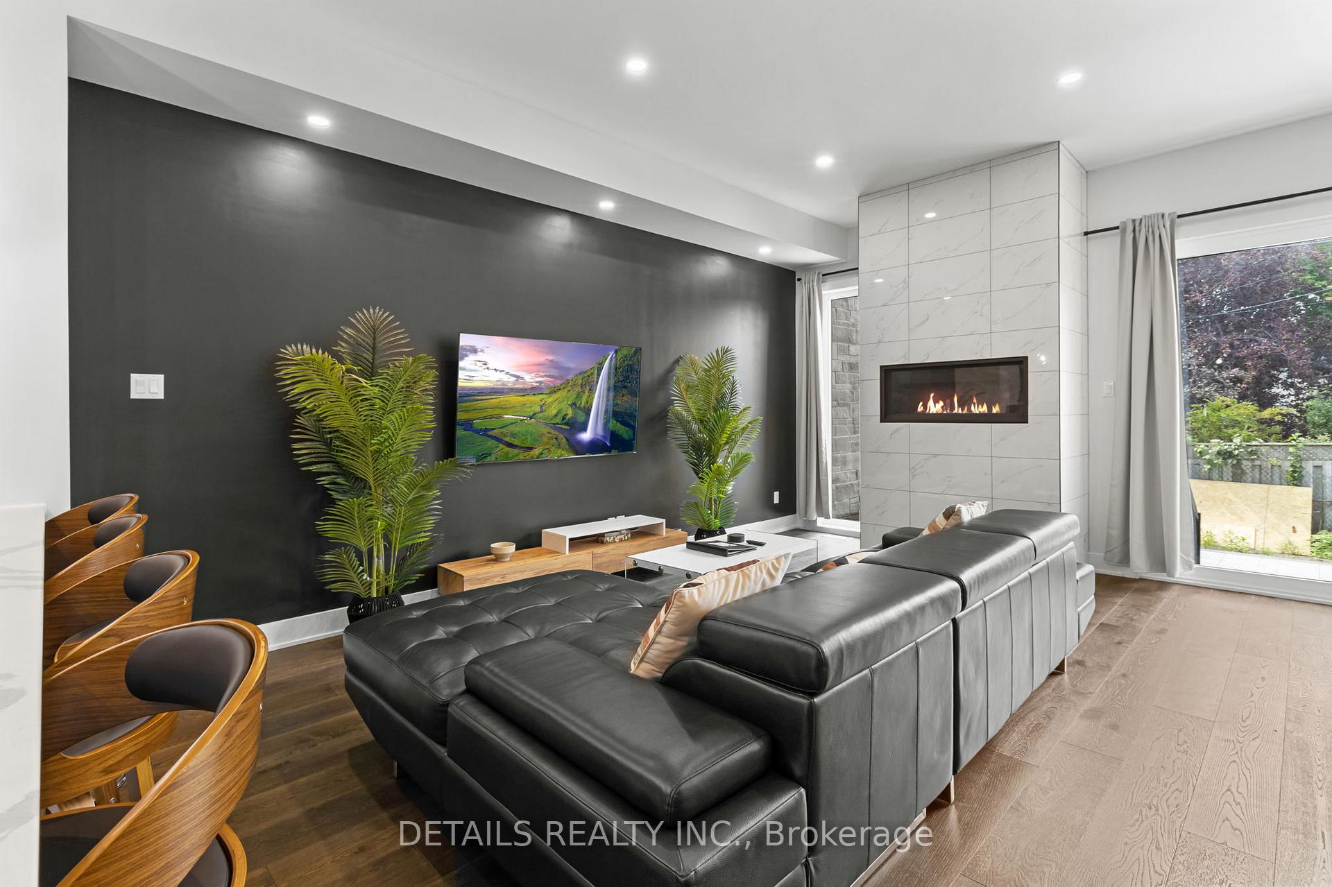 2691 Violet Street, Britannia - Lincoln Heights and Area — photo 4 of 5