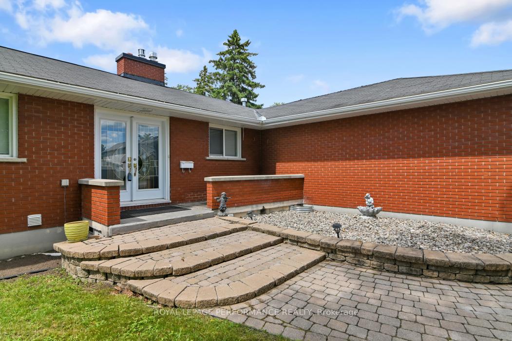 23 Elma Street, Blossom Park - Airport and Area — photo 4 of 5