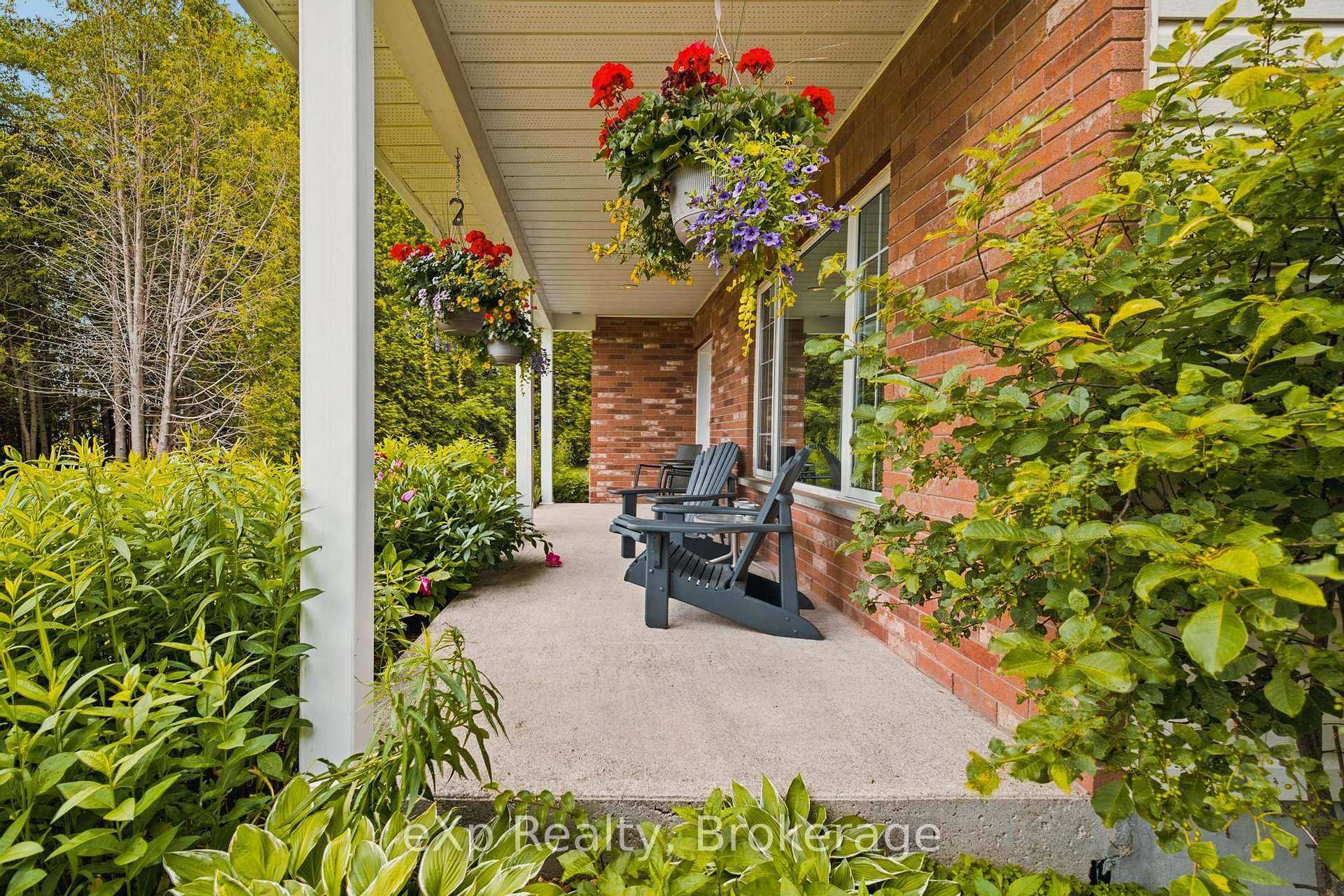 226421 Southgate 22 Road, Southgate — photo 5 of 5