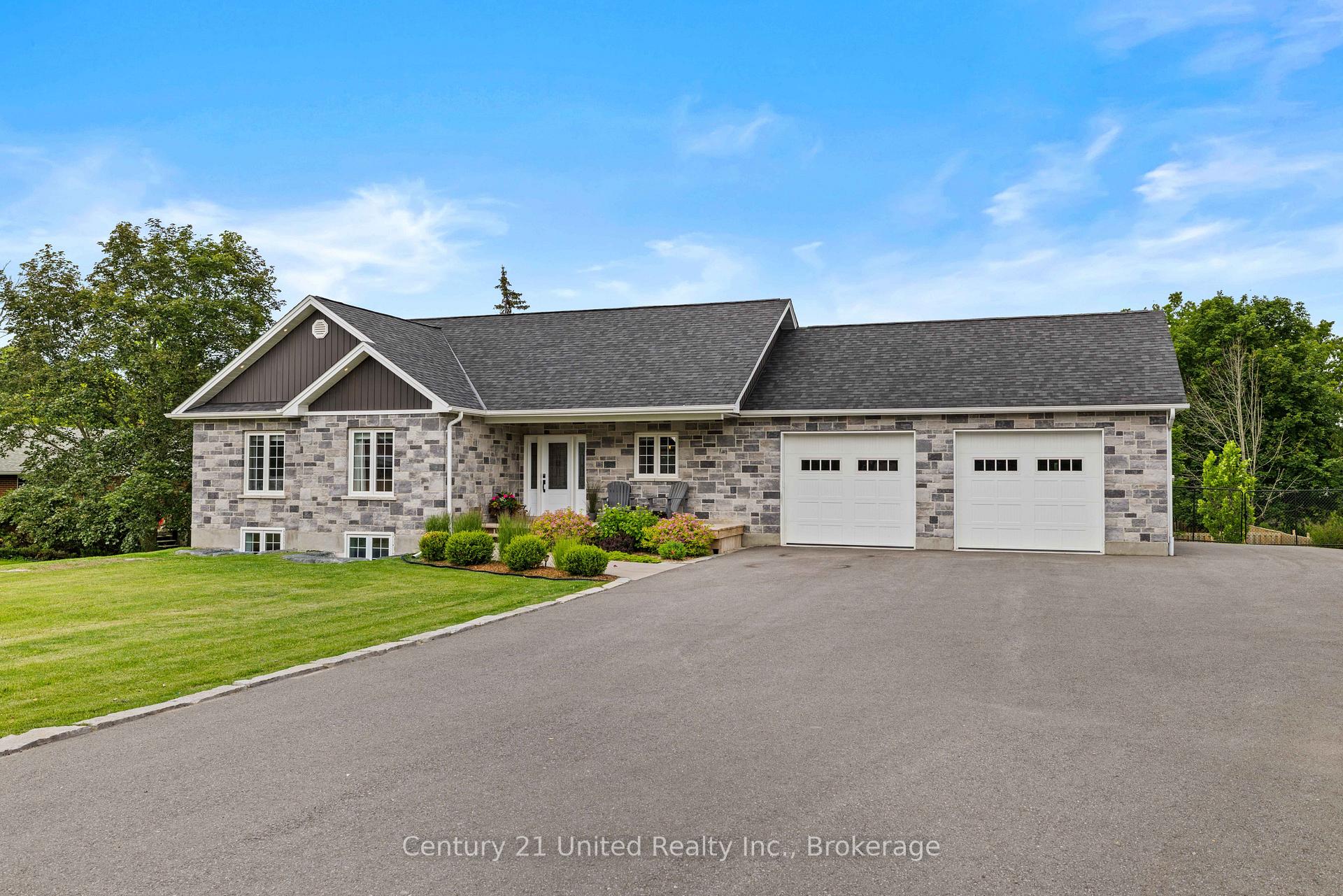 929 Mount Pleasant Road, Cavan Monaghan, ON L0A 1C0 — Cavan Monaghan, Ontario