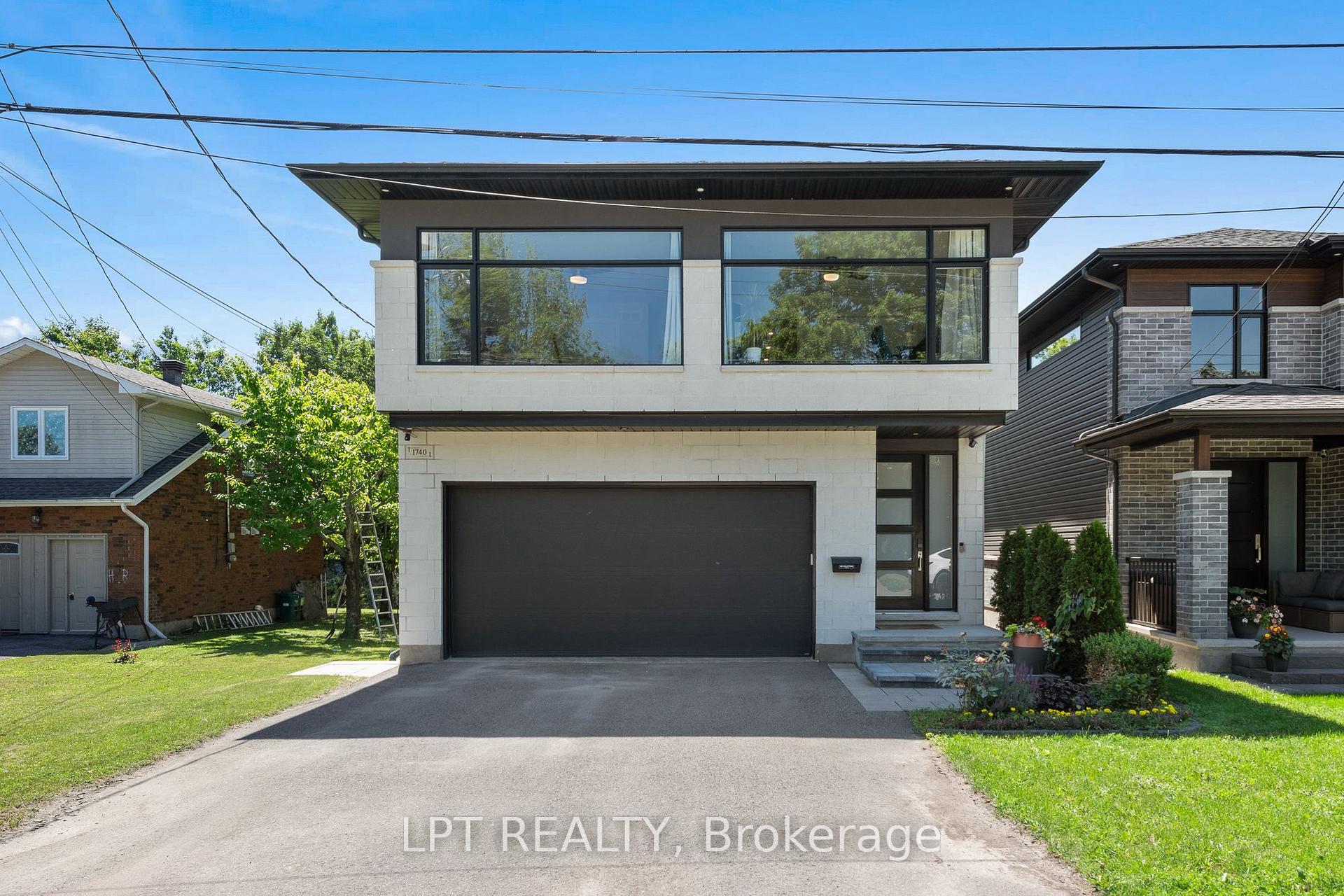 1740 ST BARBARA Street, Blossom Park - Airport and Area, ON K1T 1M2 — Blossom Park - Airport and Area, Ontario