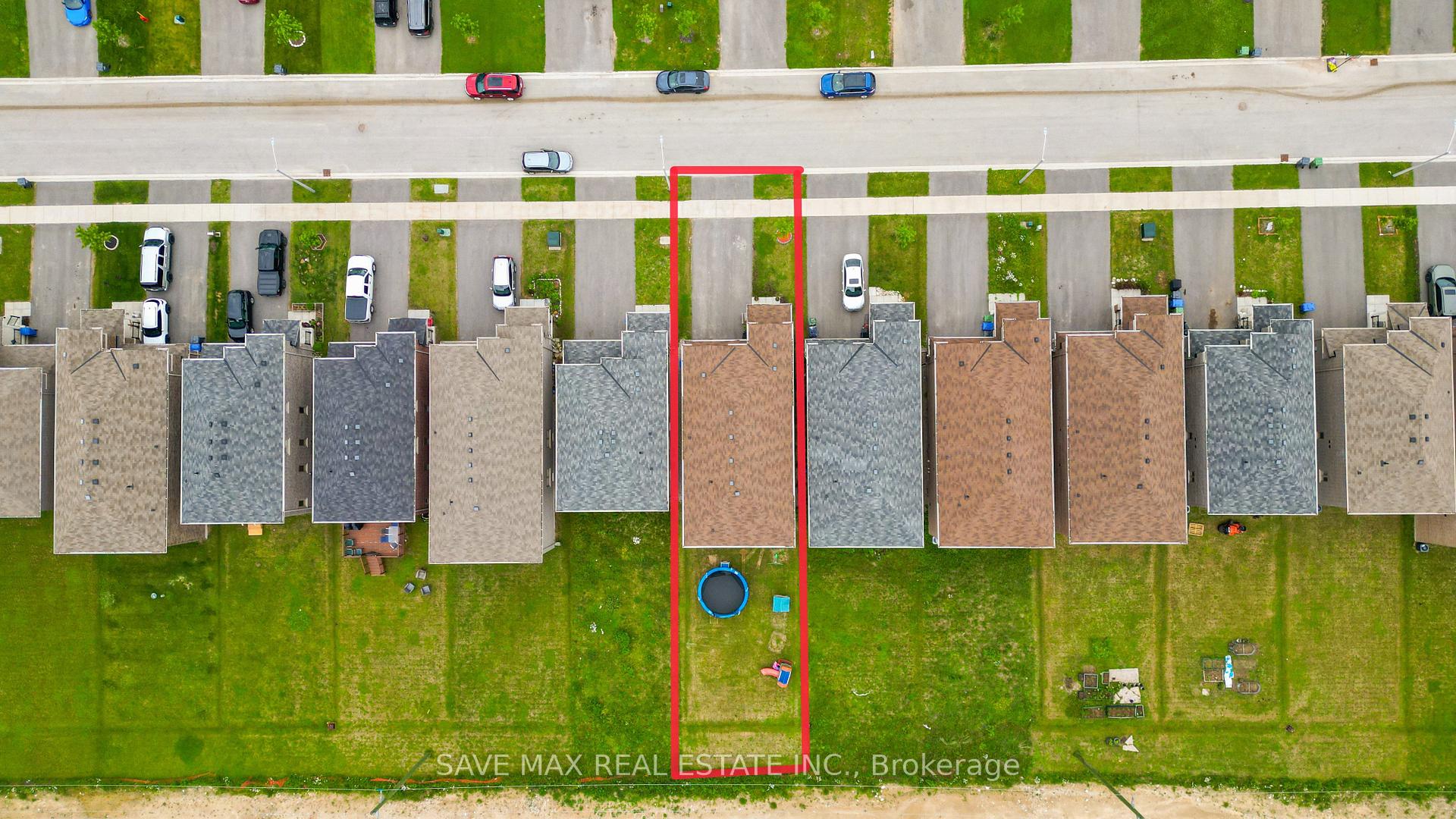 335 Ridley Crescent, Southgate — photo 4 of 5