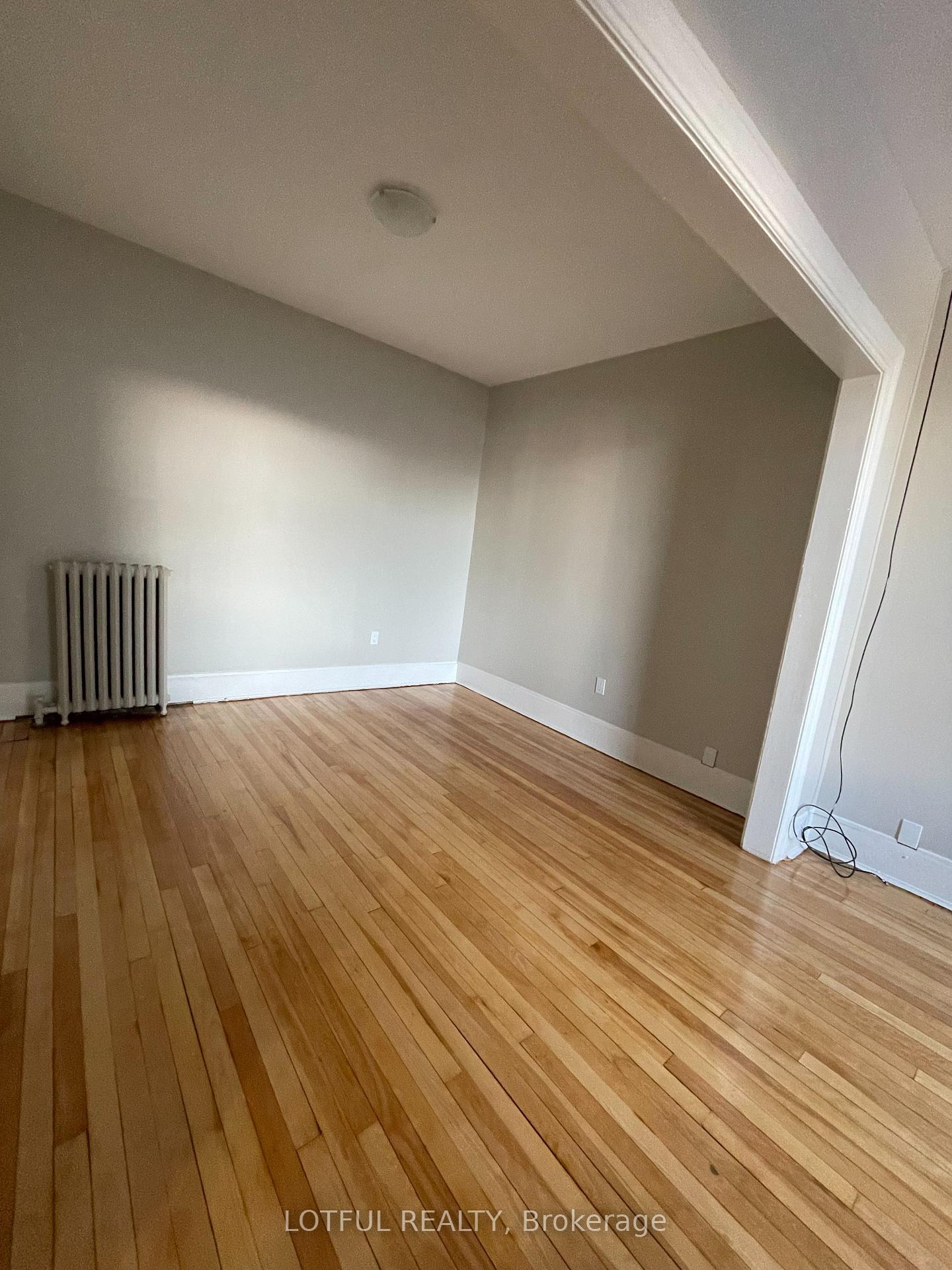 4-1/2 Russell Street E 3, Smiths Falls — photo 4 of 5