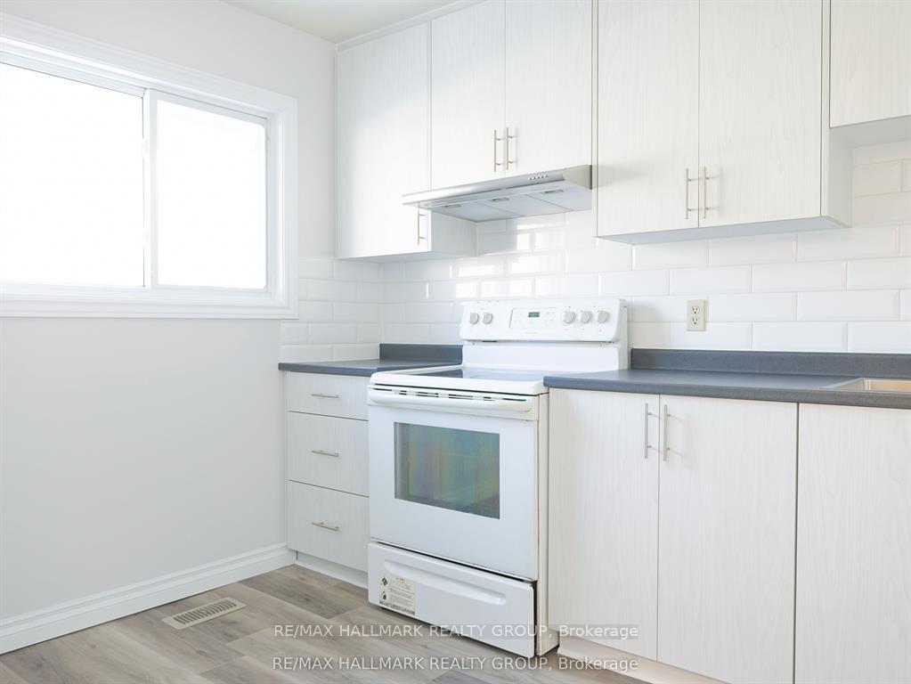 2624 Pimlico Crescent 122, Blossom Park - Airport and Area — photo 4 of 5