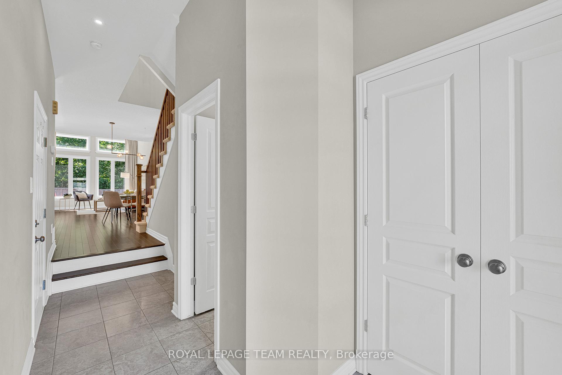 534 STARGAZER Crescent, Blossom Park - Airport and Area — photo 4 of 5