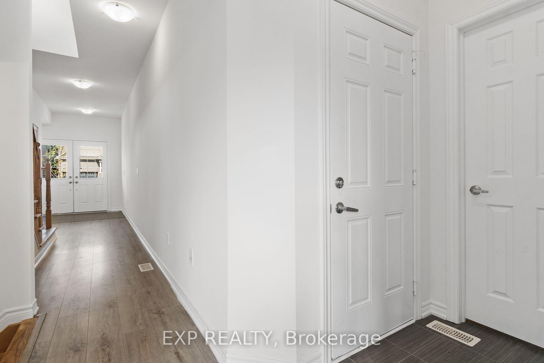 230 Ridley Crescent, Southgate — photo 3 of 5