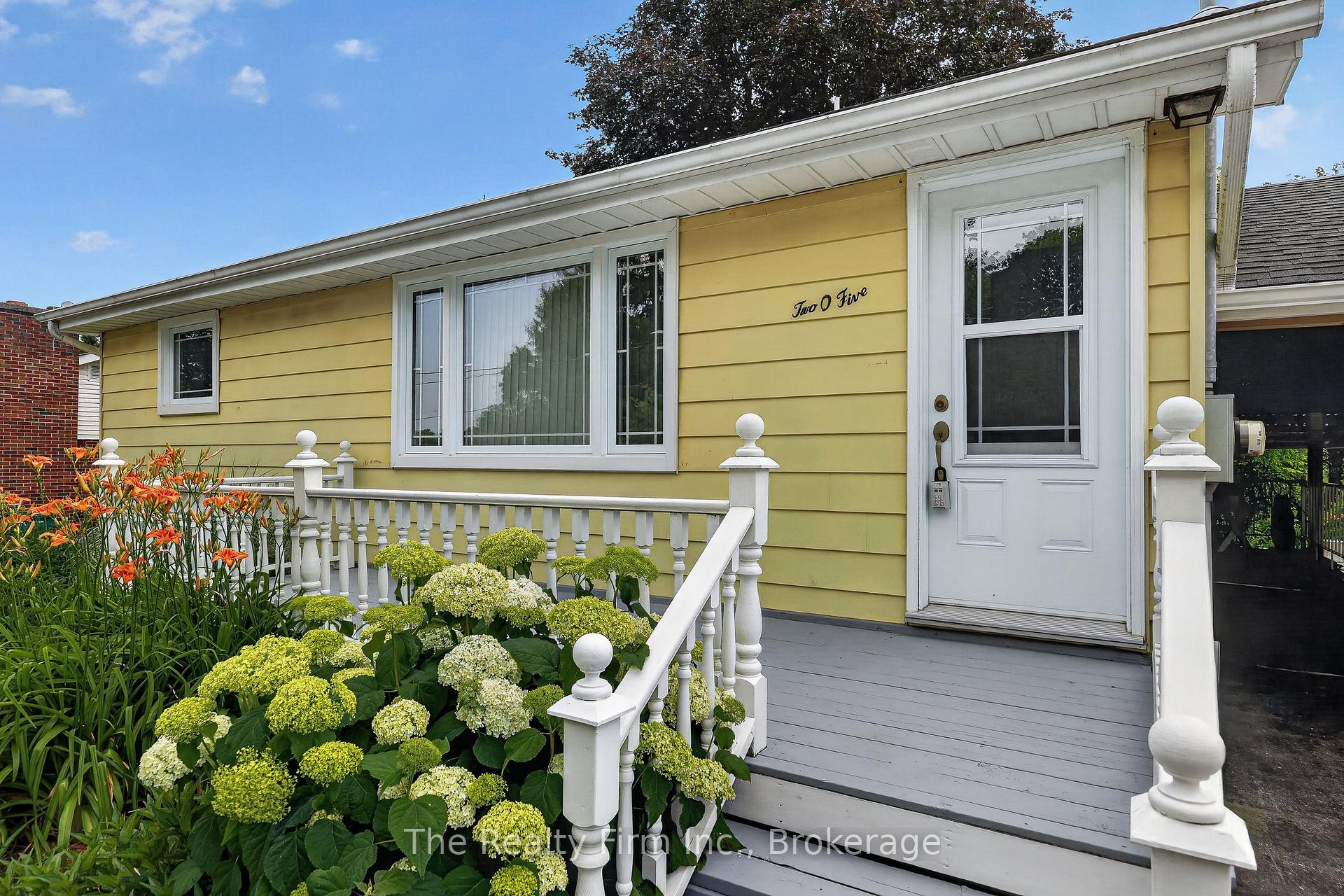205 George Street, Ingersoll, ON N5C 1Z5 — Ingersoll, Ontario