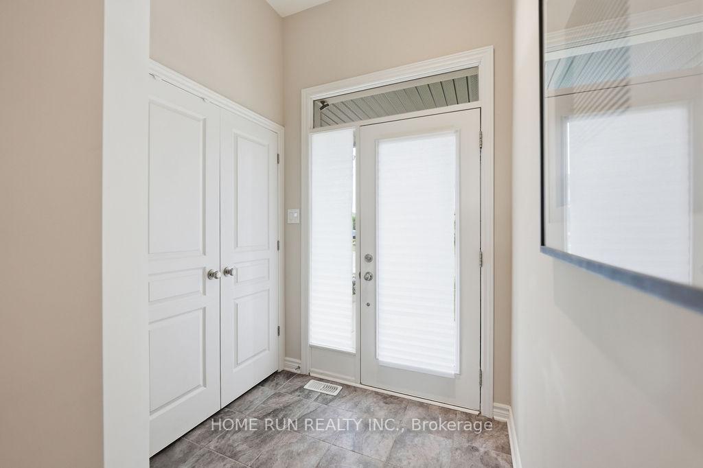752 Carnelian Crescent, Blossom Park - Airport and Area — photo 4 of 5
