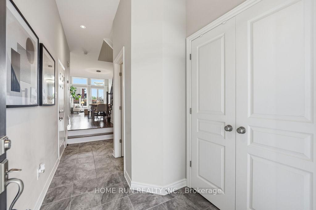 752 Carnelian Crescent, Blossom Park - Airport and Area — photo 5 of 5