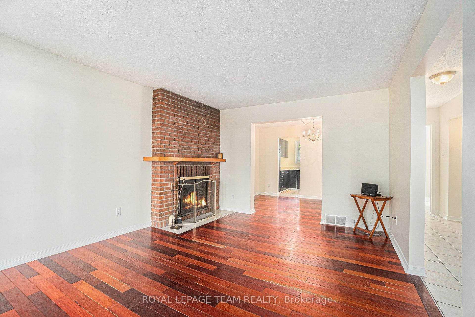 440 Kintyre Private, Mooneys Bay - Carleton Heights and Area — photo 4 of 5
