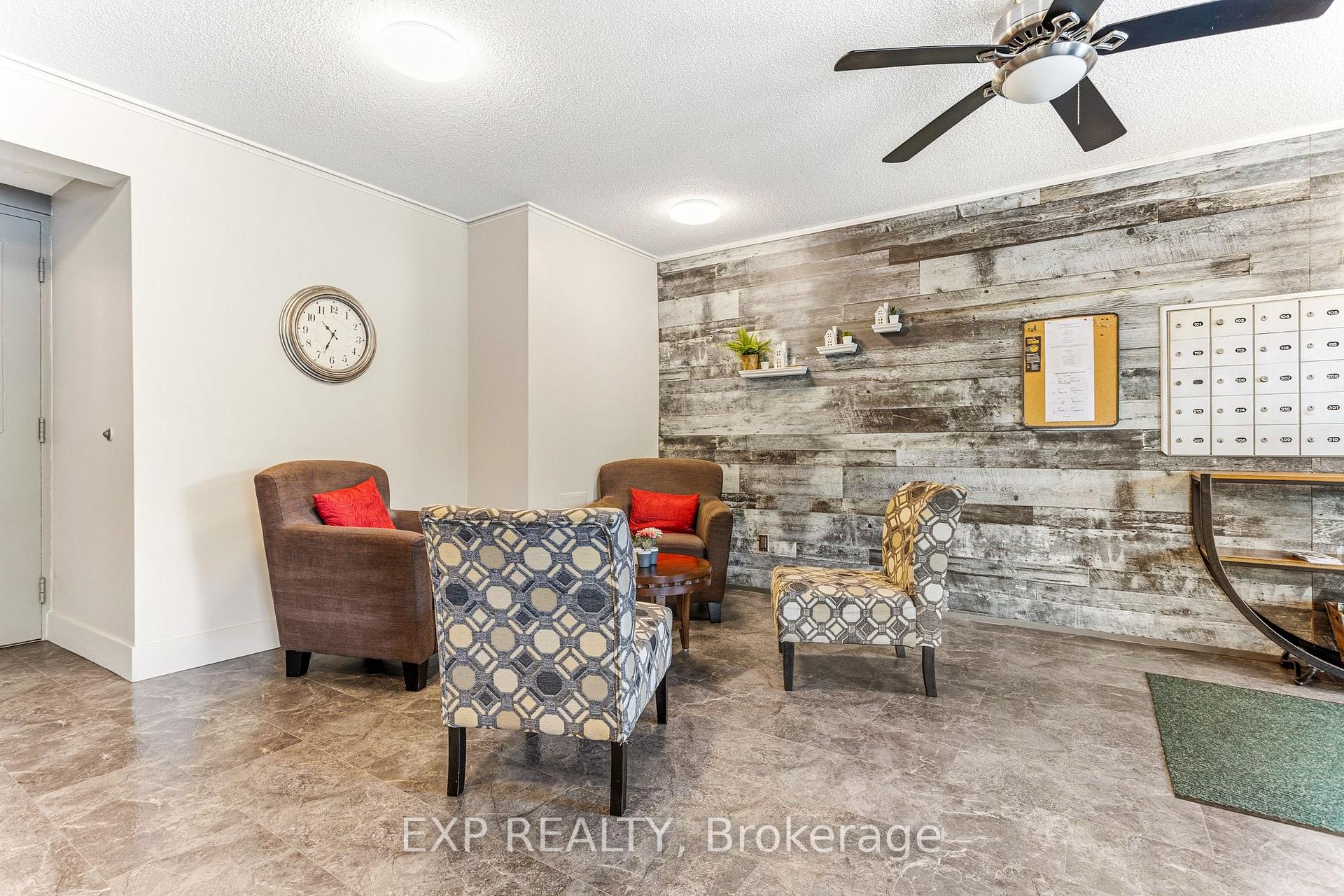 4209 Hixon Street 211, Lincoln — photo 3 of 5