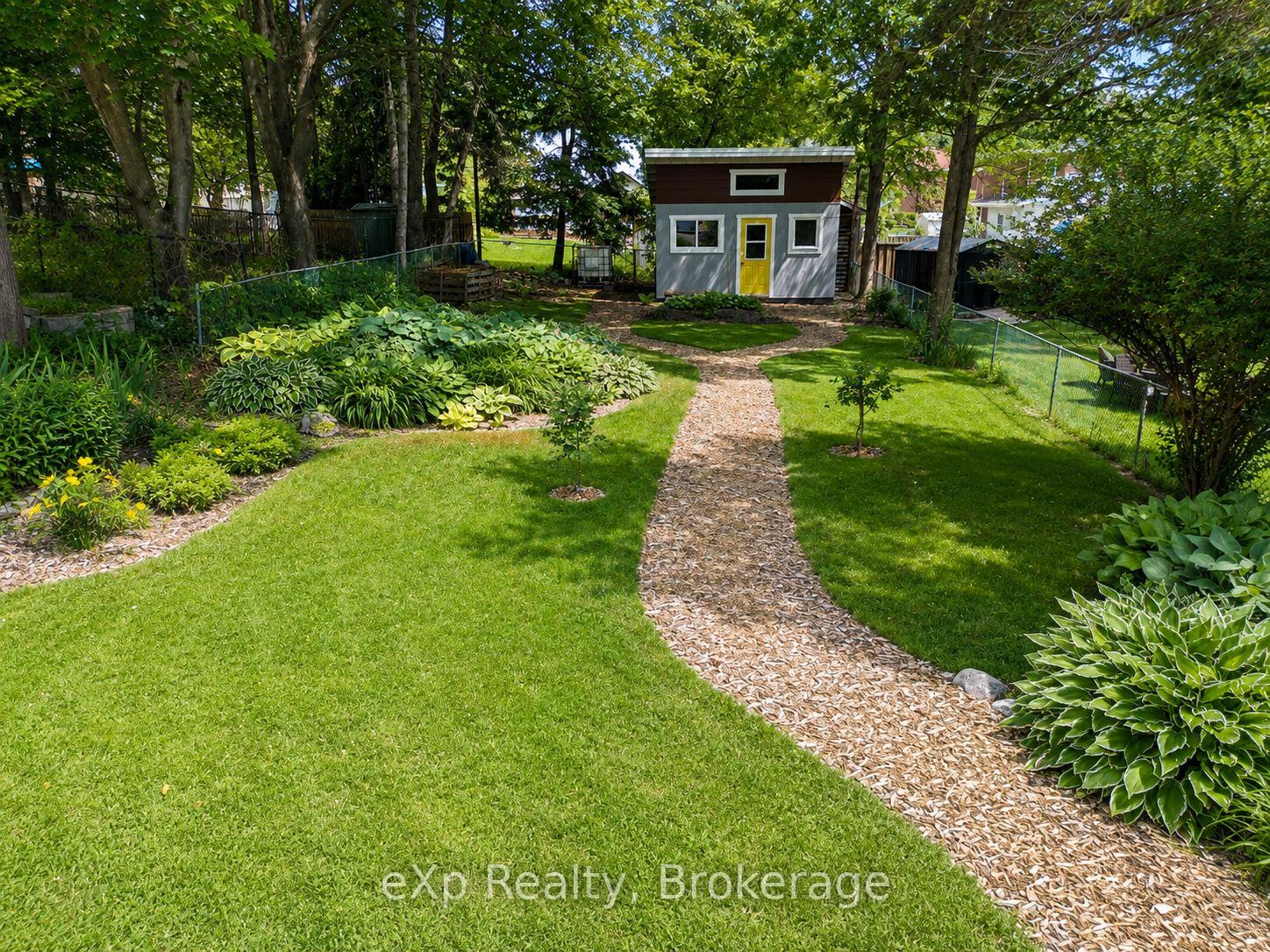 596 13th A Street W, Owen Sound — photo 4 of 5